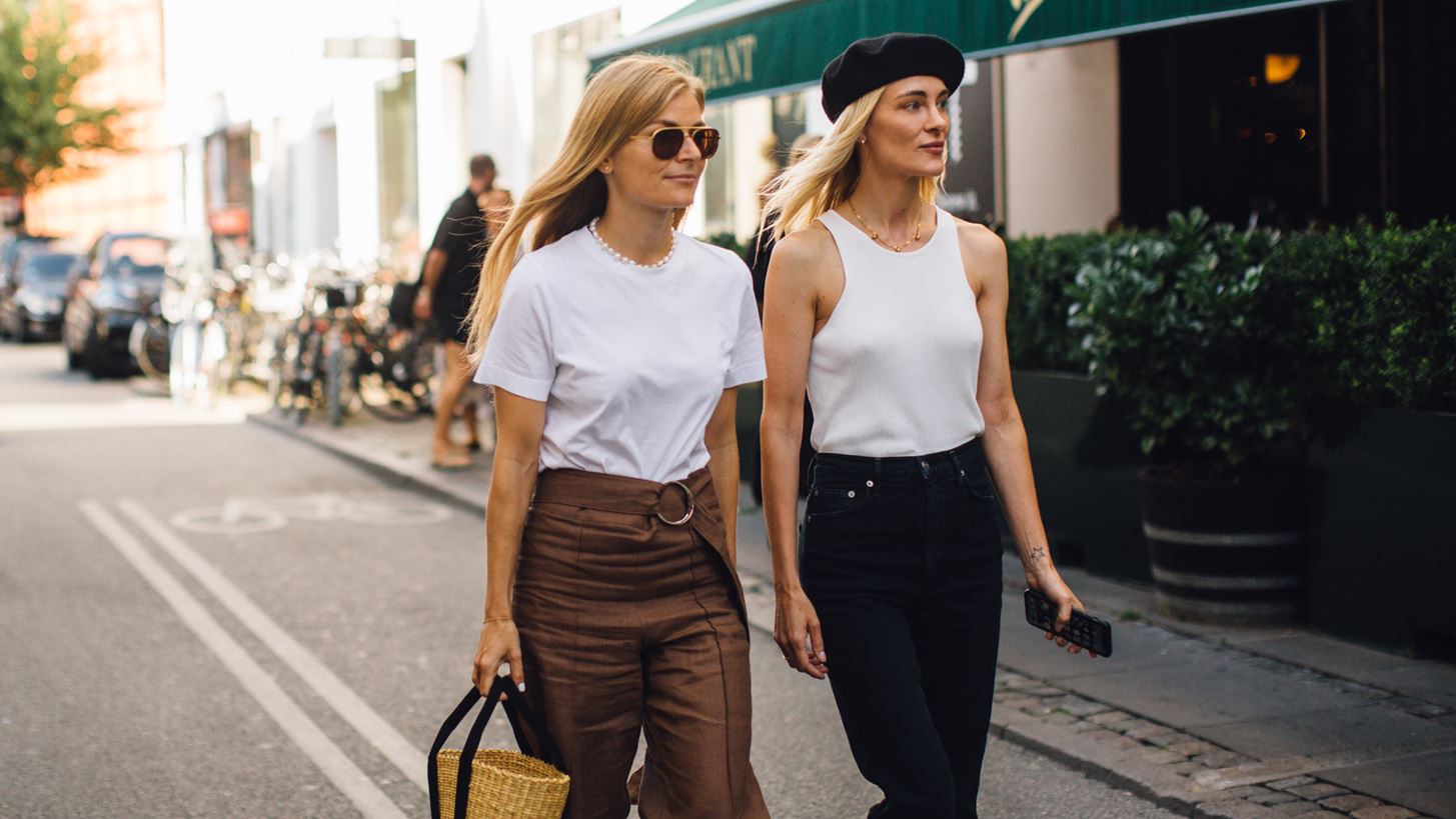 &#x39B;&#x3B5;&#x3C5;&#x3BA;&#x3CC; t-shirt: &#x3A4;&#x3B1; &#x3BA;&#x3B1;&#x3BB;&#x3CD;&#x3C4;&#x3B5;&#x3C1;&#x3B1; &#x3BA;&#x3BF;&#x3BC;&#x3BC;&#x3AC;&#x3C4;&#x3B9;&#x3B1; &#x3B3;&#x3B9;&#x3B1; &#x3C4;&#x3B7;&#x3BD; &#x3B3;&#x3BA;&#x3B1;&#x3C1;&#x3BD;&#x3C4;&#x3B1;&#x3C1;&#x3CC;&#x3BC;&#x3C0;&#x3B1; &#x3C4;&#x3B7;&#x3C2; &#x3C0;&#x3CC;&#x3BB;&#x3B7;&#x3C2;