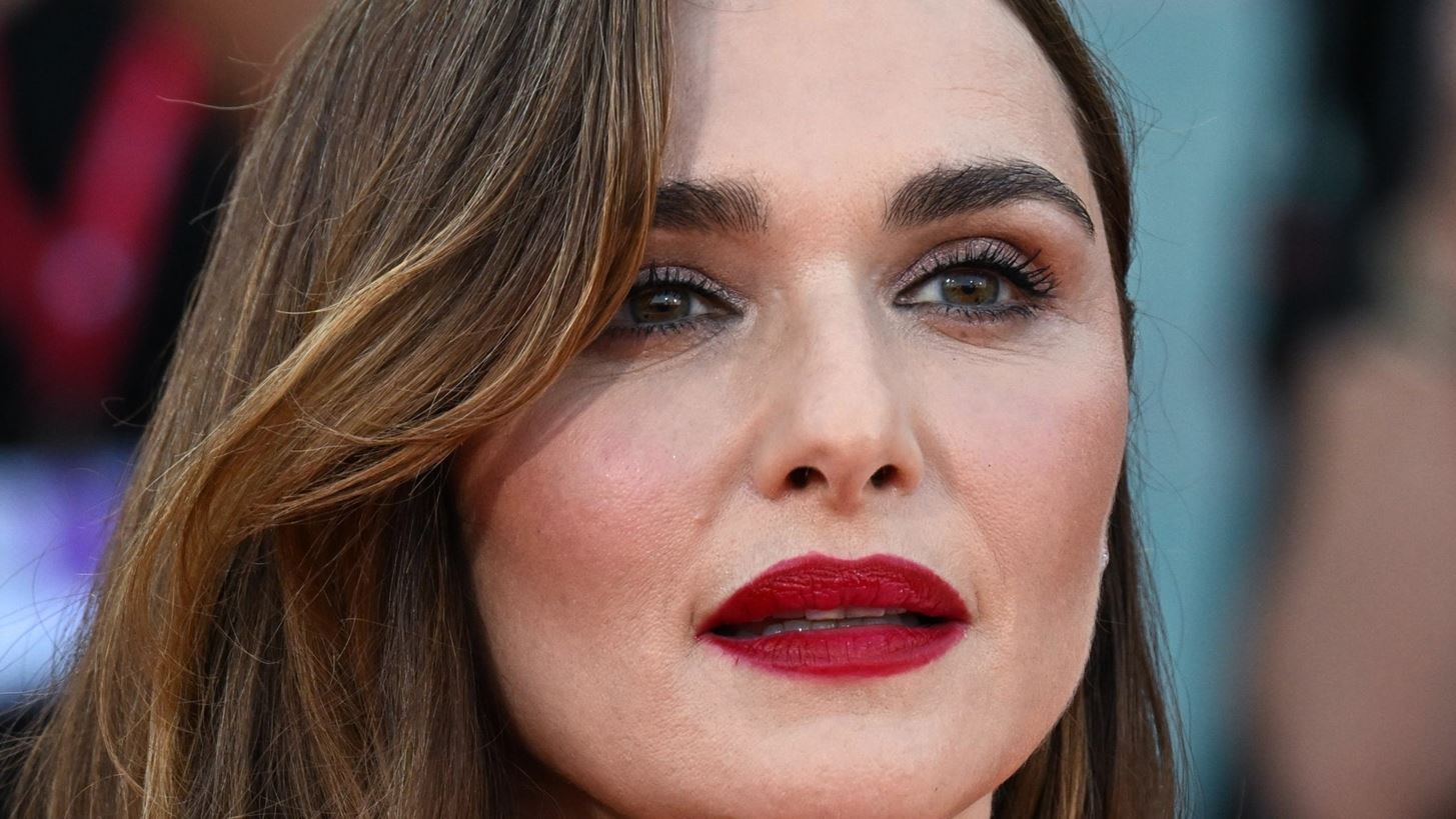 Τρεις αλλαγές που πρέπει να κάνεις στην περιποίησή σου μετά το τέλος των διακοπών