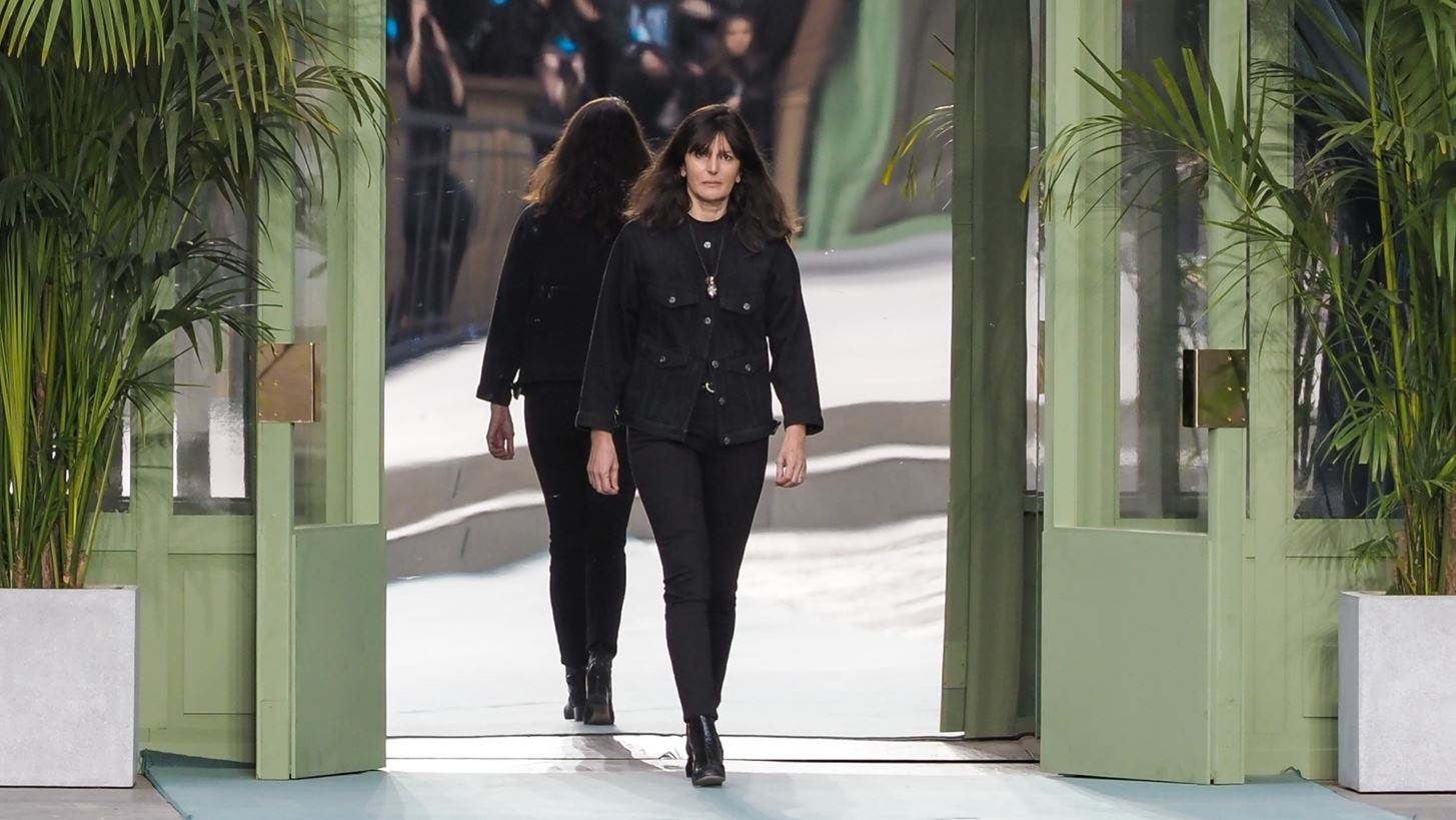 &#x397; Virginie Viard &#x3B1;&#x3C0;&#x3BF;&#x3C7;&#x3C9;&#x3C1;&#x3B5;&#x3AF; &#x3B1;&#x3C0;&#x3CC; &#x3C4;&#x3BF;&#x3BD; &#x3BF;&#x3AF;&#x3BA;&#x3BF; Chanel