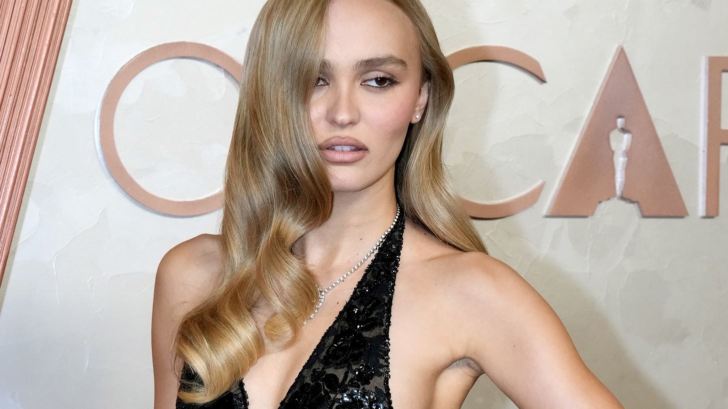 8 &#x3B9;&#x3B4;&#x3AD;&#x3B5;&#x3C2; &#x3BC;&#x3B1;&#x3BD;&#x3B9;&#x3BA;&#x3B9;&#x3BF;&#x3CD;&#x3C1; &#x3B1;&#x3C0;&#x3CC; &#x3C4;&#x3BF; red carpet &#x3C0;&#x3BF;&#x3C5; &#x3B8;&#x3B1; &#x3BA;&#x3AC;&#x3BD;&#x3BF;&#x3C5;&#x3BD; &#x3B8;&#x3C1;&#x3B1;&#x3CD;&#x3C3;&#x3B7; &#x3C4;&#x3B7;&#x3BD; &#x3AC;&#x3BD;&#x3BF;&#x3B9;&#x3BE;&#x3B7; &#x3C4;&#x3BF;&#x3C5; &#x27;25