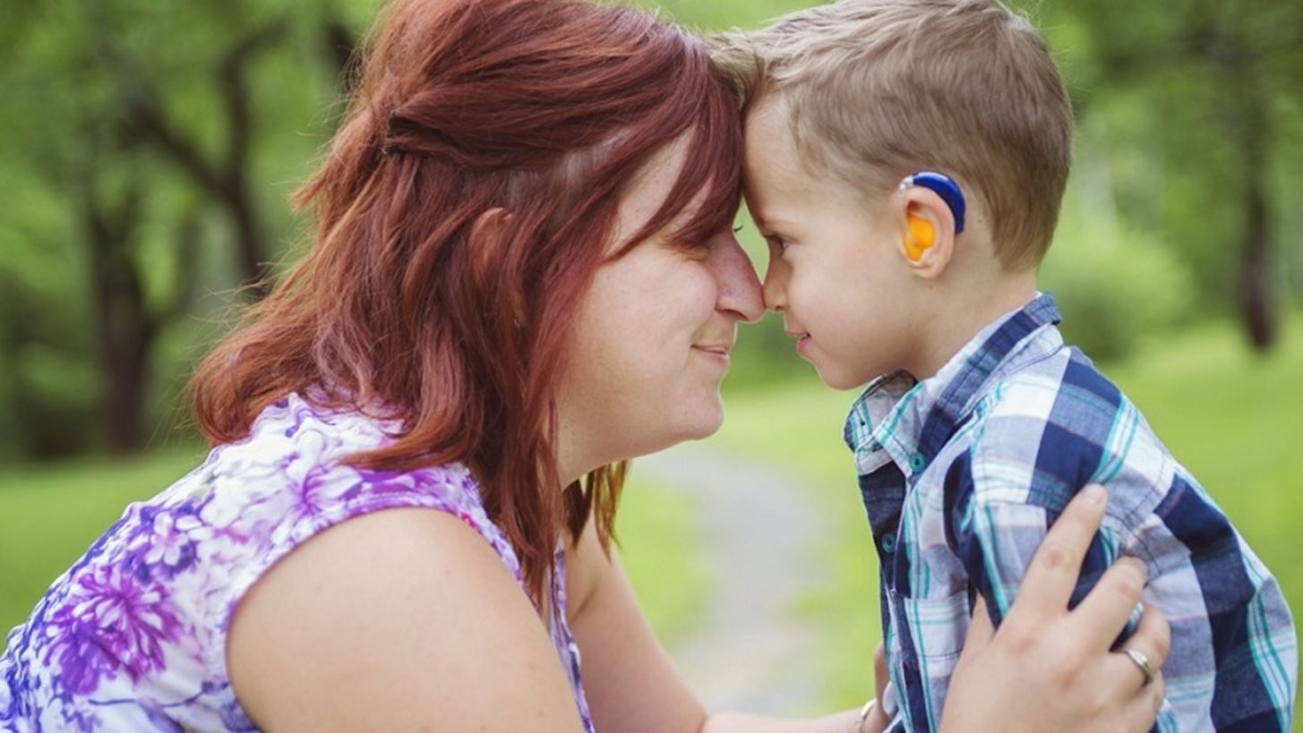 &#x3A0;&#x3CE;&#x3C2; &#x3B4;&#x3CD;&#x3BF; &#x3B3;&#x3BF;&#x3BD;&#x3B5;&#x3AF;&#x3C2; &#x3BA;&#x3AC;&#x3BD;&#x3BF;&#x3C5;&#x3BD; &#x3C3;&#x3C5;&#x3BD;&#x3B1;&#x3C1;&#x3C0;&#x3B1;&#x3C3;&#x3C4;&#x3B9;&#x3BA;&#x3AE; &#x3C4;&#x3B7; &#x3B6;&#x3C9;&#x3AE; &#x3C4;&#x3BF;&#x3C5; &#x3BA;&#x3C9;&#x3C6;&#x3BF;&#x3CD; &#x3C0;&#x3B1;&#x3B9;&#x3B4;&#x3B9;&#x3BF;&#x3CD; &#x3C4;&#x3BF;&#x3C5;&#x3C2; &#x3BA;&#x3B1;&#x3B9; &#x3AD;&#x3BD;&#x3B1; &#x3BC;&#x3AE;&#x3BD;&#x3C5;&#x3BC;&#x3B1; &#x3B3;&#x3B9;&#x3B1; &#x3CC;&#x3BB;&#x3BF;&#x3C5;&#x3C2; &#x3BC;&#x3B1;&#x3C2;