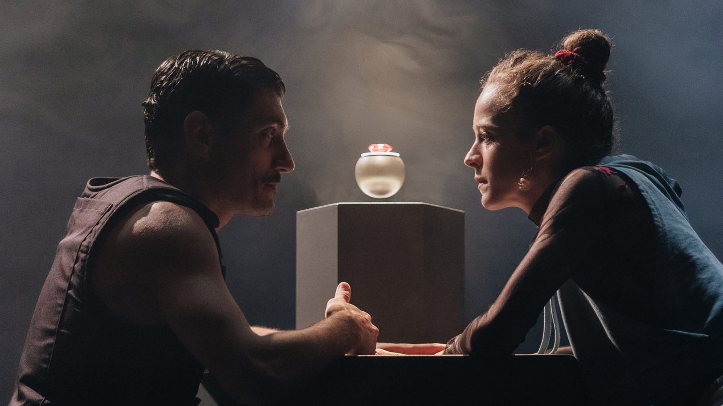 &#x394;&#x3B5;&#x3C2; &#x3C4;&#x3B7; sold out &#x3C0;&#x3B1;&#x3C1;&#x3AC;&#x3C3;&#x3C4;&#x3B1;&#x3C3;&#x3B7; &quot;This is not Romeo &amp; Juliet&quot; &#x3C3;&#x3B5; live streaming