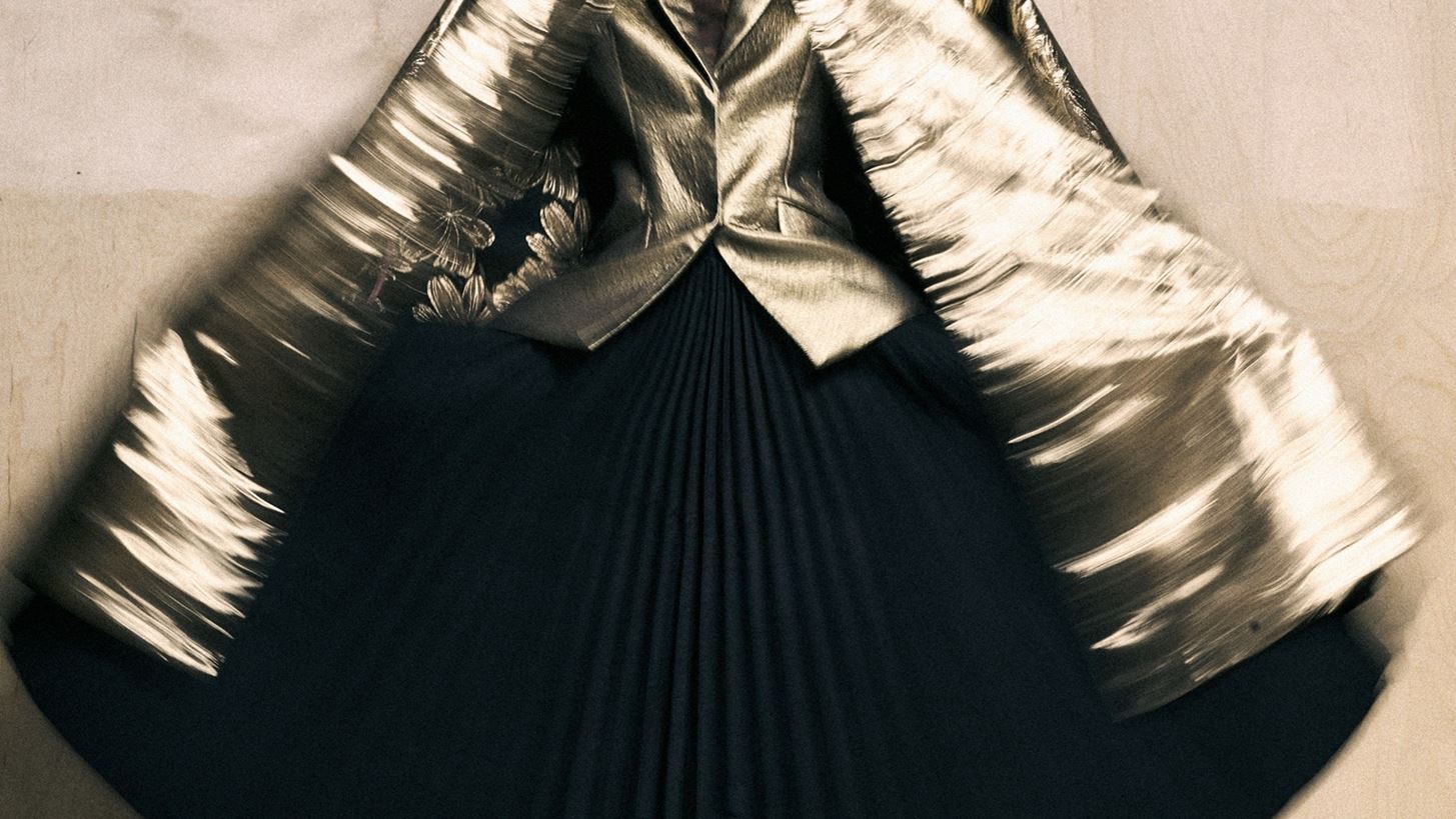 Madame Figaro November Issue | Dare to impress