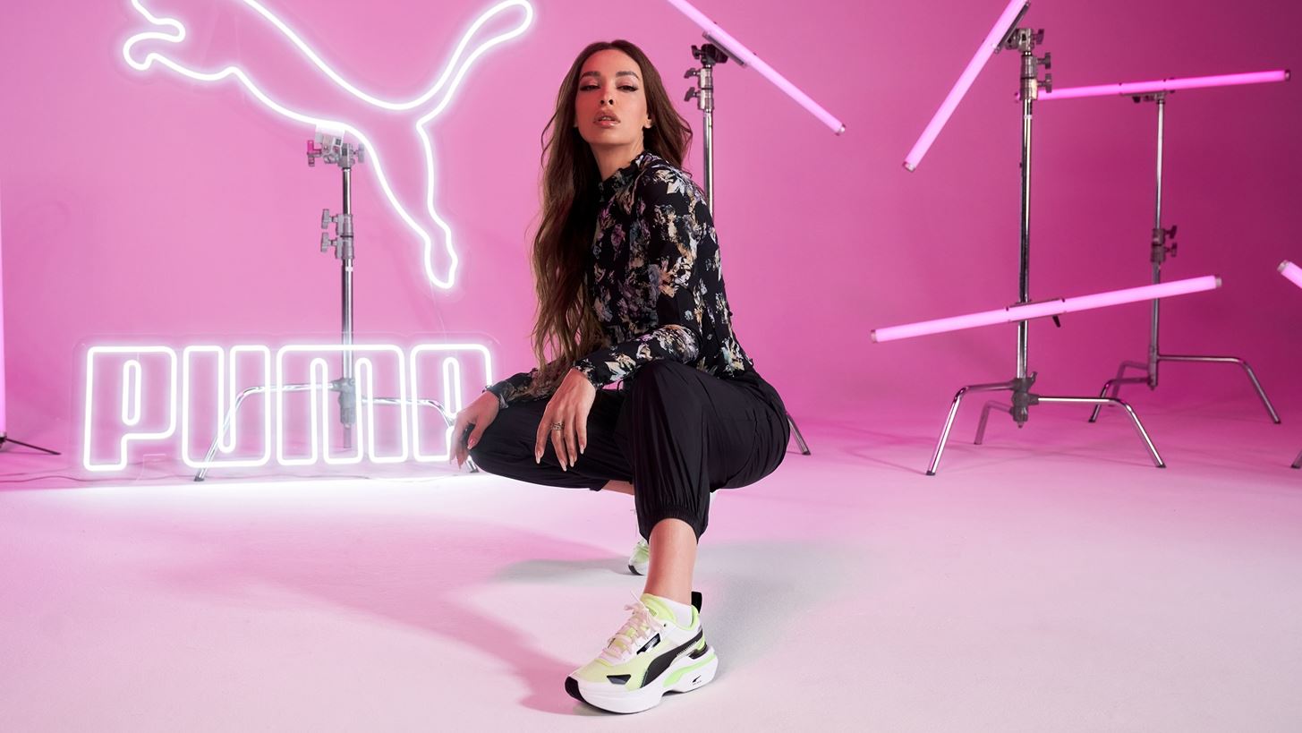 PUMA X FOUREIRA | &#x397; &#x395;&#x3BB;&#x3AD;&#x3BD;&#x3B7; &#x3A6;&#x3BF;&#x3C5;&#x3C1;&#x3AD;&#x3B9;&#x3C1;&#x3B1; &#x3B5;&#x3BA;&#x3C0;&#x3C1;&#x3BF;&#x3C3;&#x3C9;&#x3C0;&#x3B5;&#x3AF; &#x3C4;&#x3B7;&#x3BD; &#x395;&#x3BB;&#x3BB;&#x3AC;&#x3B4;&#x3B1; &#x3C3;&#x3C4;&#x3B7;&#x3BD; &#x3C0;&#x3B1;&#x3B3;&#x3BA;&#x3CC;&#x3C3;&#x3BC;&#x3B9;&#x3B1; &#x3C0;&#x3C1;&#x3C9;&#x3C4;&#x3BF;&#x3B2;&#x3BF;&#x3C5;&#x3BB;&#x3AF;&#x3B1; &quot;She Moves Us&quot;