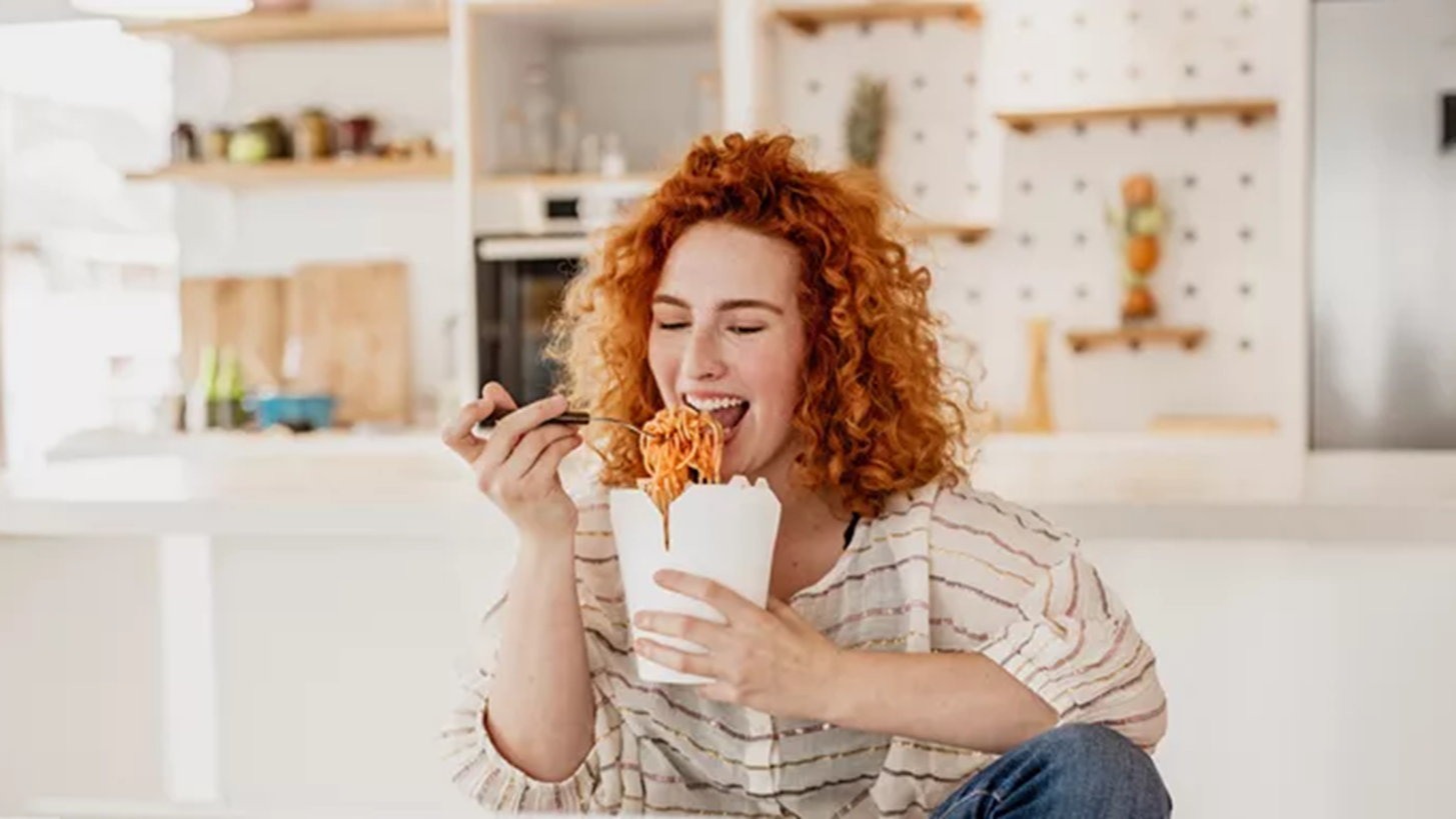 Πέντε τροφές που σε κάνουν να δείχνεις κουρασμένη