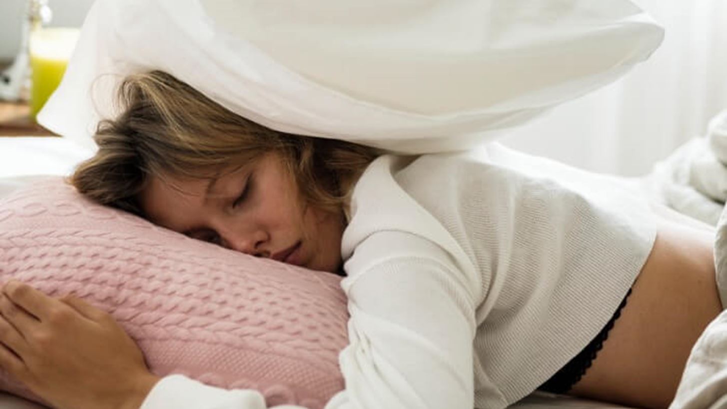 Hangover: Πώς δεν θα το πάθουμε αλλά και πώς θα συνέλθουμε πιο γρήγορα