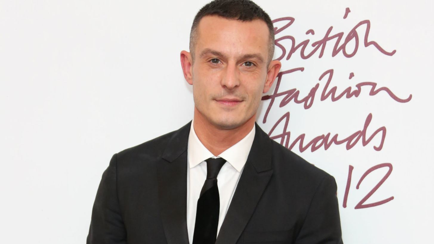 &#x39F; Jonathan Saunders &#x3B1;&#x3C0;&#x3BF;&#x3C7;&#x3C9;&#x3C1;&#x3B5;&#x3AF; &#x3B1;&#x3C0;&#x3CC; &#x3C4;o brand Diane von Furstenberg