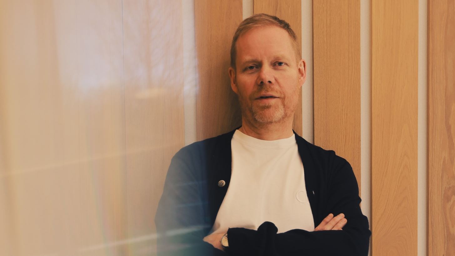 Max Richter | O &#x3B1;&#x3C1;&#x3C7;&#x3B9;&#x3C4;&#x3AD;&#x3BA;&#x3C4;&#x3BF;&#x3BD;&#x3B1;&#x3C2; &#x3C4;&#x3BF;&#x3C5; &#x3BC;&#x3BF;&#x3C5;&#x3C3;&#x3B9;&#x3BA;&#x3BF;&#x3CD; &#x3C3;&#x3C5;&#x3BD;&#x3B1;&#x3B9;&#x3C3;&#x3B8;&#x3AE;&#x3BC;&#x3B1;&#x3C4;&#x3BF;&#x3C2; &#x3C4;&#x3BF;&#x3C5; 21&#x3BF;&#x3C5; &#x3B1;&#x3B9;&#x3CE;&#x3BD;&#x3B1; &#x3AD;&#x3C1;&#x3C7;&#x3B5;&#x3C4;&#x3B1;&#x3B9; &#x3C3;&#x3C4;&#x3BF; &#x397;&#x3C1;&#x3CE;&#x3B4;&#x3B5;&#x3B9;&#x3BF;
