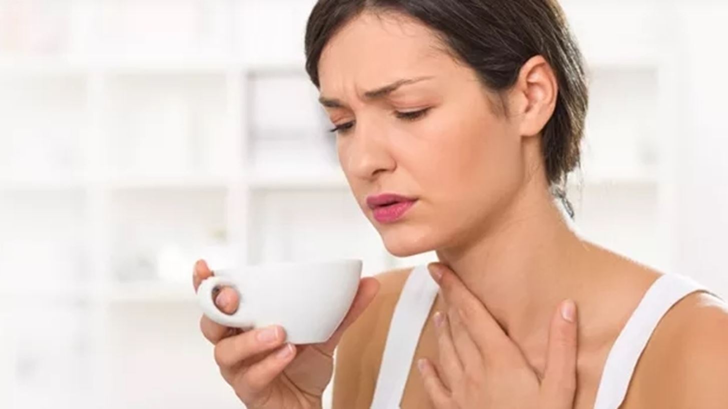 10 φυσικοί τρόποι για ανακούφιση του πονόλαιμου και του βήχα