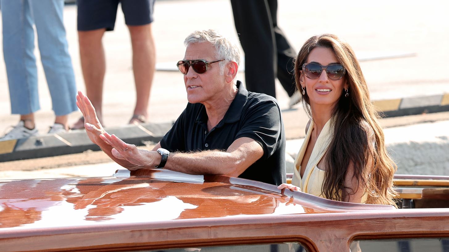 &#x3A6;&#x3B5;&#x3C3;&#x3C4;&#x3B9;&#x3B2;&#x3AC;&#x3BB; &#x392;&#x3B5;&#x3BD;&#x3B5;&#x3C4;&#x3AF;&#x3B1;&#x3C2; 2025 | George &amp; Amal Clooney, Emma Stone &#x3BA;&#x3B1;&#x3B9; &#x3AC;&#x3BB;&#x3BB;&#x3BF;&#x3B9; &#x3C3;&#x3C4;&#x3B1;&#x3C1; &#x3AD;&#x3C6;&#x3C4;&#x3B1;&#x3C3;&#x3B1;&#x3BD; &#x3C3;&#x3C4;&#x3B7;&#x3BD; &#x3B9;&#x3C4;&#x3B1;&#x3BB;&#x3B9;&#x3BA;&#x3AE; &#x3C0;&#x3CC;&#x3BB;&#x3B7;