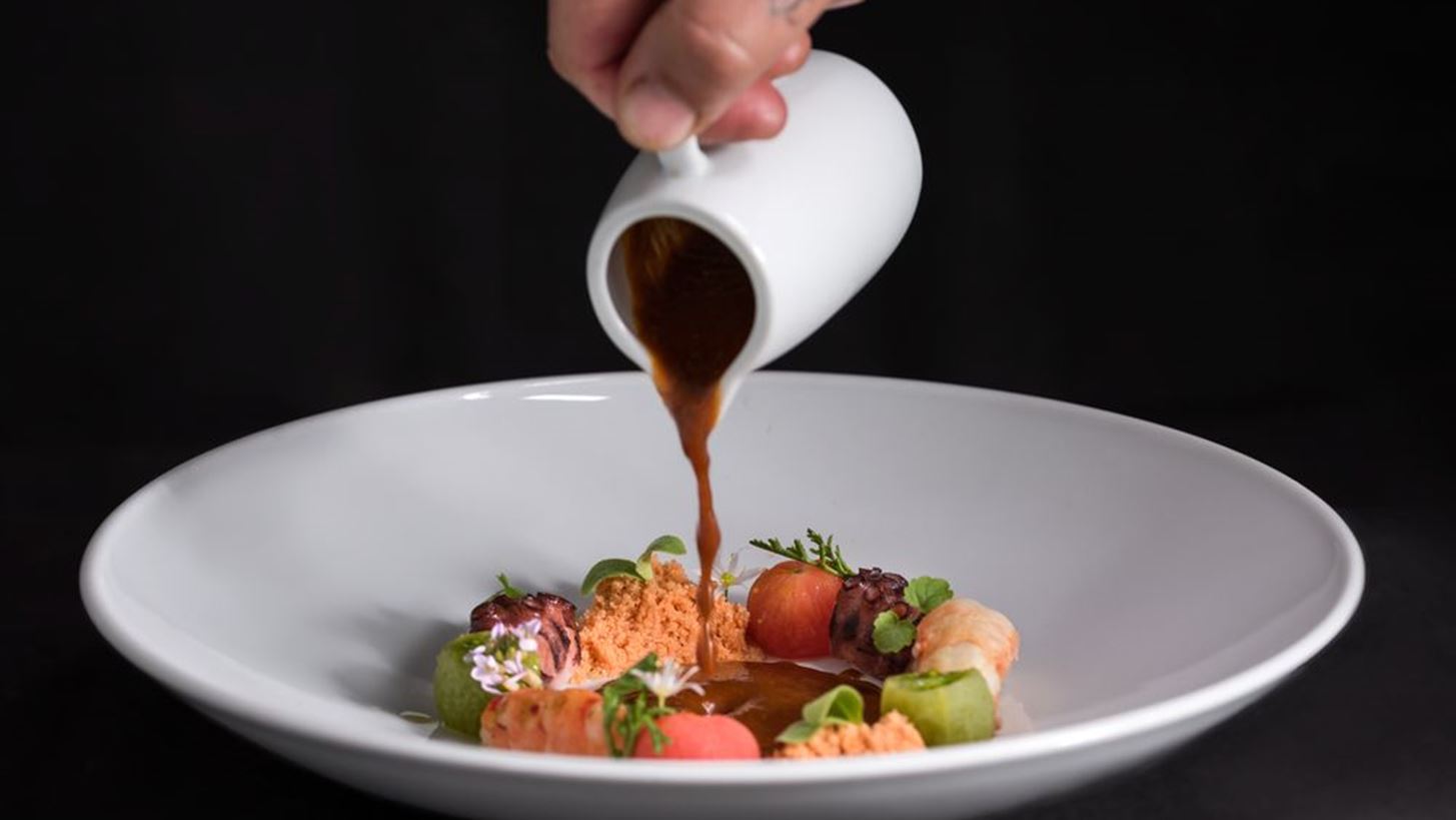 #Tidbits *: Γεύση από Ελλάδα