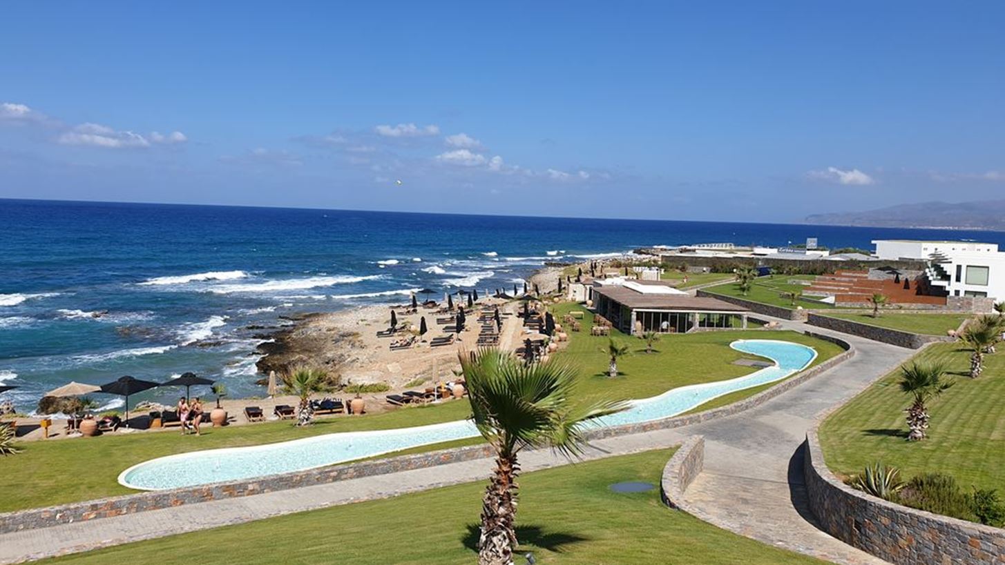 #Tidbits *: Destination Resort