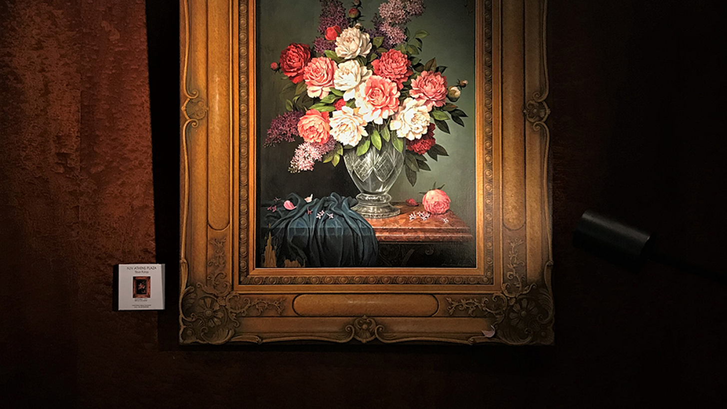 &#x3A4;&#x3BF; Explorer&#x2019;s Bar Bistro &#x3C4;&#x3BF;&#x3C5; NJV Athens Plaza &#x3C6;&#x3B9;&#x3BB;&#x3BF;&#x3BE;&#x3B5;&#x3BD;&#x3B5;&#x3AF; &#x3C4;&#x3B1; &#x3AD;&#x3C1;&#x3B3;&#x3B1; &#x3C4;&#x3BF;&#x3C5; Fulop Tibor