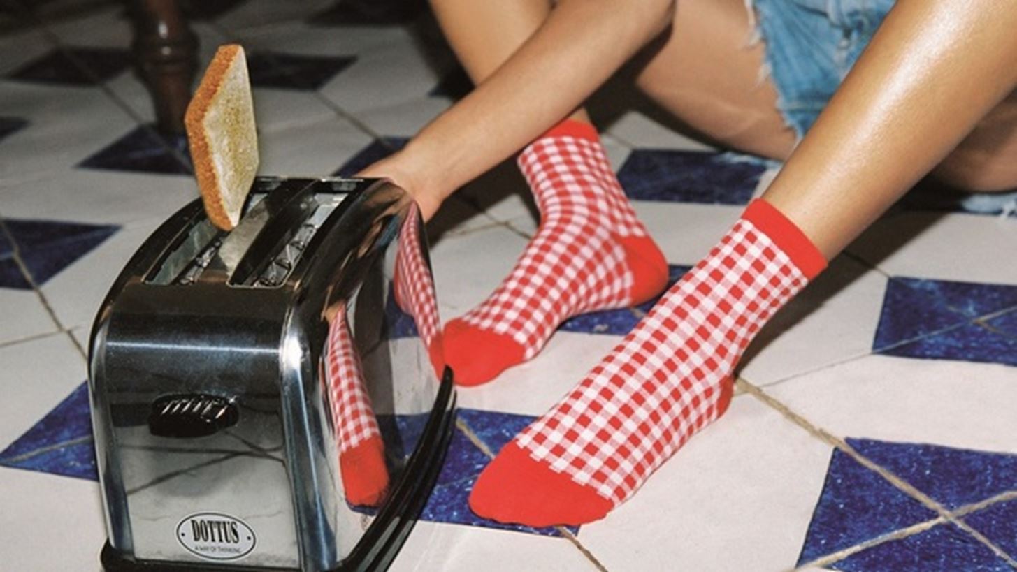 Βρήκαμε το τέλειο δώρο για να φτιάξεις τη διάθεσή σου σήμερα που χάλασε ο καιρός