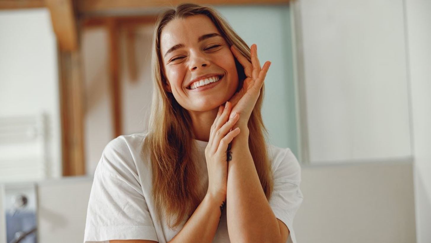 Ο ορός που ενισχύει το αποδυναμωμένο δέρμα