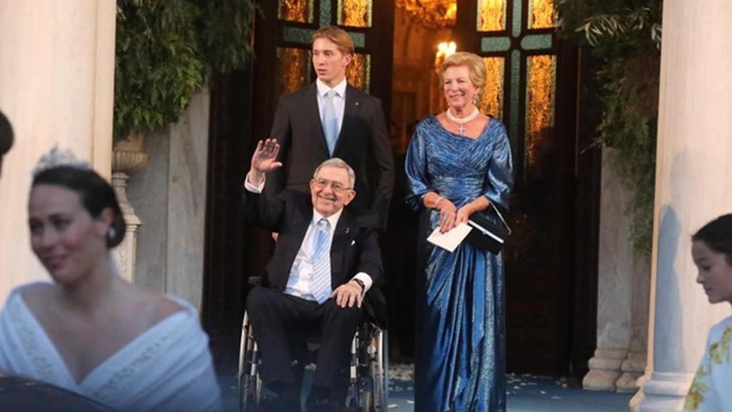 &#x39A;&#x3C9;&#x3BD;&#x3C3;&#x3C4;&#x3B1;&#x3BD;&#x3C4;&#x3AF;&#x3BD;&#x3BF;&#x3C2; &#x2013; &#x391;&#x3BB;&#x3AD;&#x3BE;&#x3B9;&#x3BF;&#x3C2;: &#x3A0;&#x3BF;&#x3B9;&#x3BF;&#x3C2; &#x3B5;&#x3AF;&#x3BD;&#x3B1;&#x3B9; &#x3BF; &#x3CC;&#x3BC;&#x3BF;&#x3C1;&#x3C6;&#x3BF;&#x3C2; &#x3BD;&#x3B5;&#x3B1;&#x3C1;&#x3CC;&#x3C2; &#x3C0;&#x3BF;&#x3C5; &#x3AD;&#x3C3;&#x3C0;&#x3C1;&#x3C9;&#x3C7;&#x3BD;&#x3B5; &#x3C4;&#x3BF; &#x3B1;&#x3BC;&#x3B1;&#x3BE;&#x3AF;&#x3B4;&#x3B9;&#x3BF; &#x3C4;&#x3BF;&#x3C5; &#x3C4;&#x3AD;&#x3C9;&#x3C2; &#x3B2;&#x3B1;&#x3C3;&#x3B9;&#x3BB;&#x3B9;&#x3AC; &#x3C3;&#x3C4;&#x3BF; &#x3B3;&#x3AC;&#x3BC;&#x3BF;;