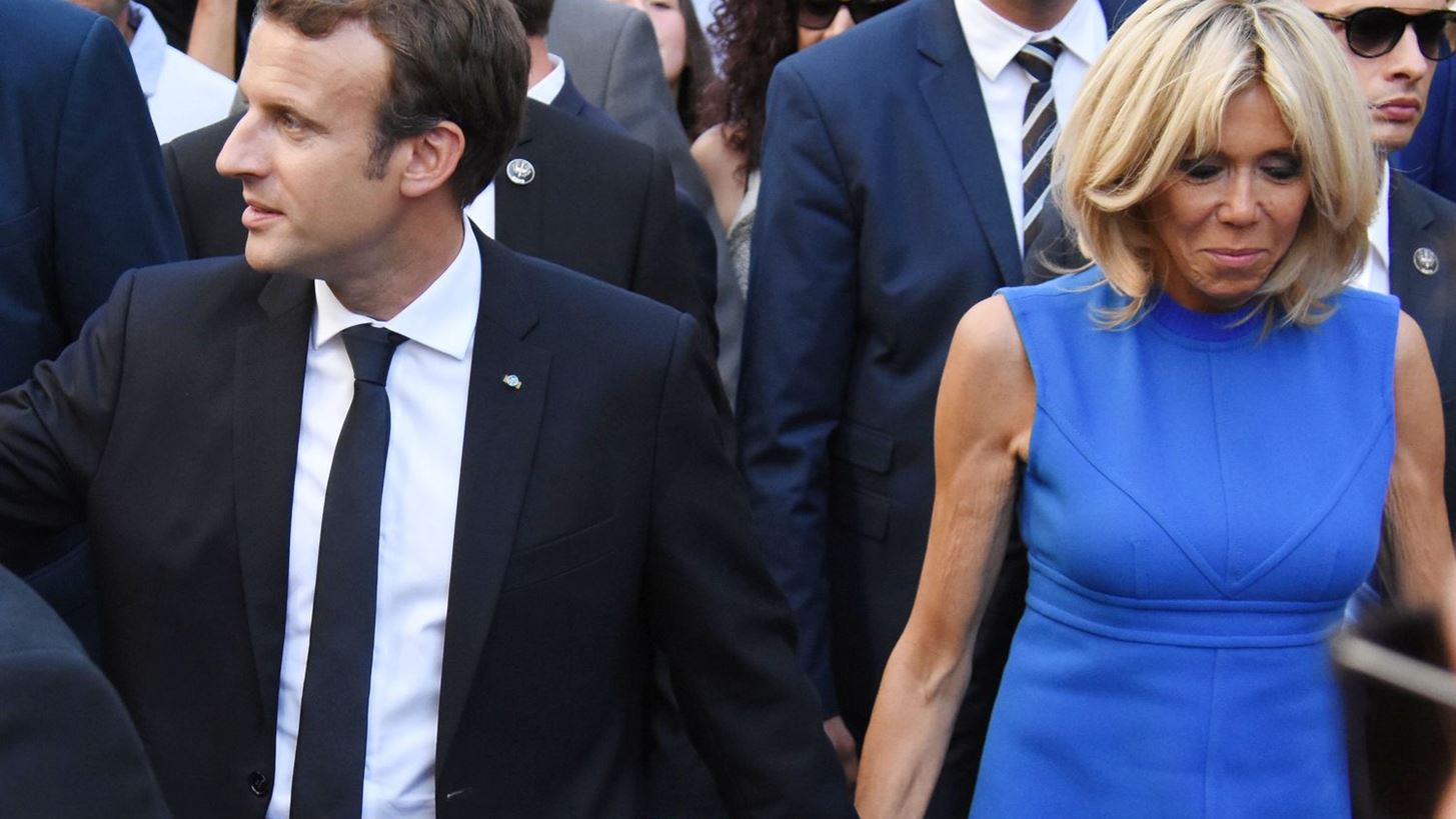 Brigitte Macron:&#x3A4;&#x3BF; &#x3BD;&#x3C4;&#x3BF;&#x3BA;&#x3B9;&#x3BC;&#x3B1;&#x3BD;&#x3C4;&#x3B5;&#x3C1; &#x3B3;&#x3B9;&#x3B1; &#x3C4;&#x3B7; &#x3B6;&#x3C9;&#x3AE; &#x3BA;&#x3B1;&#x3B9; &#x3C4;&#x3BF;&#x3BD; &#x3AD;&#x3C1;&#x3C9;&#x3C4;&#x3B1; &#x3C4;&#x3B7;&#x3C2; &#x3BC;&#x3B5; &#x3C4;&#x3BF;&#x3BD; Emmanuel Macron