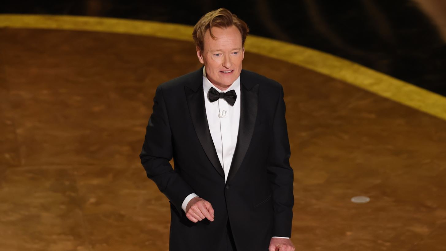 Conan O&#x27;Brien | &#x3A4;&#x3B1; &#x3B1;&#x3C3;&#x3C4;&#x3B5;&#x3AF;&#x3B1; &#x3C4;&#x3BF;&#x3C5; &#x3B3;&#x3B9;&#x3B1; &#x3C4;&#x3B7;&#x3BD; Karla Sof&#xED;a Gasc&#xF3;n &#x3C0;&#x3C1;&#x3BF;&#x3BA;&#x3AC;&#x3BB;&#x3B5;&#x3C3;&#x3B1;&#x3BD; &#x3B1;&#x3BD;&#x3C4;&#x3B9;&#x3B4;&#x3C1;&#x3AC;&#x3C3;&#x3B5;&#x3B9;&#x3C2; &#x3C3;&#x3C4;&#x3B1; &#x38C;&#x3C3;&#x3BA;&#x3B1;&#x3C1;