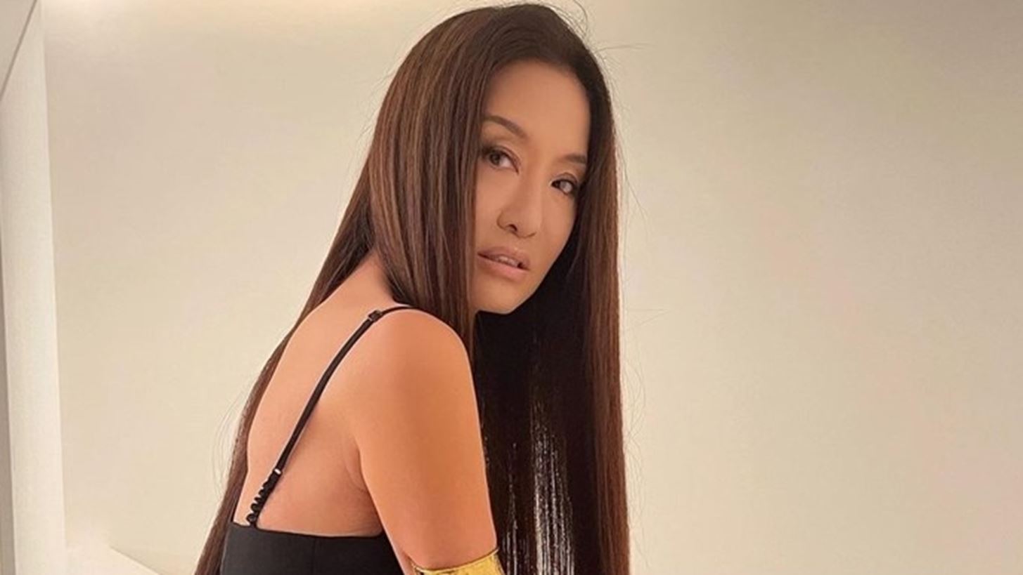 Vera Wang | &#x397; 73&#x3C7;&#x3C1;&#x3BF;&#x3BD;&#x3B7; &#x3C3;&#x3C7;&#x3B5;&#x3B4;&#x3B9;&#x3AC;&#x3C3;&#x3C4;&#x3C1;&#x3B9;&#x3B1; &#x3C0;&#x3B9;&#x3BF; &#x3BD;&#x3AD;&#x3B1; &#x3B1;&#x3C0;&#x3CC; &#x3C0;&#x3BF;&#x3C4;&#x3AD; &#x3C3;&#x3C4;&#x3BF; &#x3BA;&#x3CC;&#x3BA;&#x3BA;&#x3B9;&#x3BD;&#x3BF; &#x3C7;&#x3B1;&#x3BB;&#x3AF;