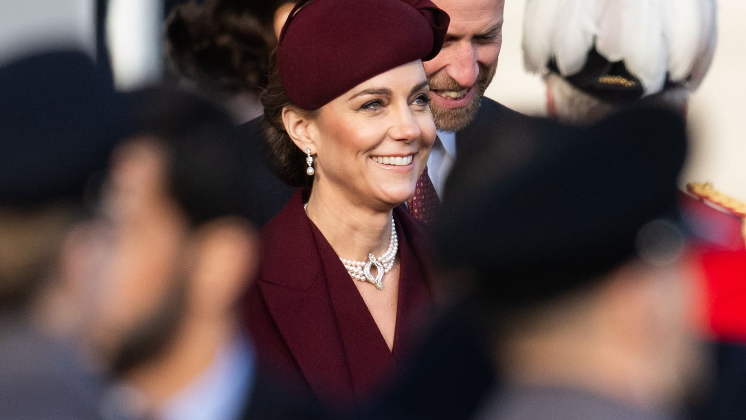 Kate Middleton | &#x3A0;&#x3CC;&#x3C4;&#x3B5; &#x3B8;&#x3B1; &#x3C0;&#x3C1;&#x3B1;&#x3B3;&#x3BC;&#x3B1;&#x3C4;&#x3BF;&#x3C0;&#x3BF;&#x3B9;&#x3AE;&#x3C3;&#x3B5;&#x3B9; &#x3C4;&#x3B7;&#x3BD; &#x3B5;&#x3C0;&#x3CC;&#x3BC;&#x3B5;&#x3BD;&#x3B7; &#x3B4;&#x3B7;&#x3BC;&#x3CC;&#x3C3;&#x3B9;&#x3B1; &#x3B5;&#x3BC;&#x3C6;&#x3AC;&#x3BD;&#x3B9;&#x3C3;&#x3AE; &#x3C4;&#x3B7;&#x3C2; &#x3BC;&#x3B5; &#x3C4;&#x3BF;&#x3BD; &#x3C0;&#x3C1;&#x3AF;&#x3B3;&#x3BA;&#x3B9;&#x3C0;&#x3B1; William