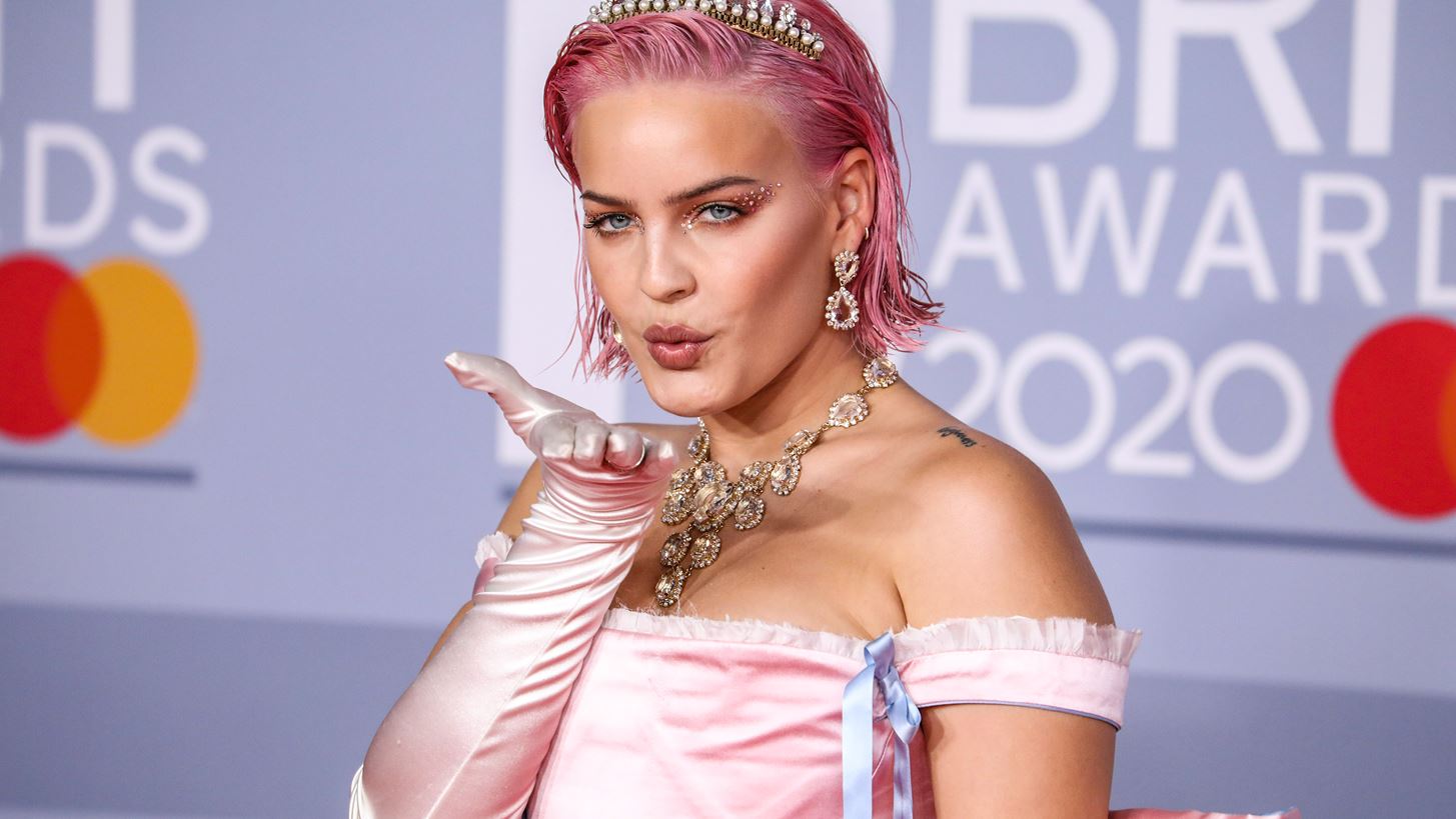 Brit Awards 2021 | &#x39F;&#x3B9; &#x3BD;&#x3B9;&#x3BA;&#x3B7;&#x3C4;&#x3AD;&#x3C2; &#x3BA;&#x3B1;&#x3B9; &#x3C4;&#x3B1; highlights &#x3C4;&#x3B7;&#x3C2; &#x3B2;&#x3C1;&#x3B1;&#x3B4;&#x3B9;&#x3AC;&#x3C2;