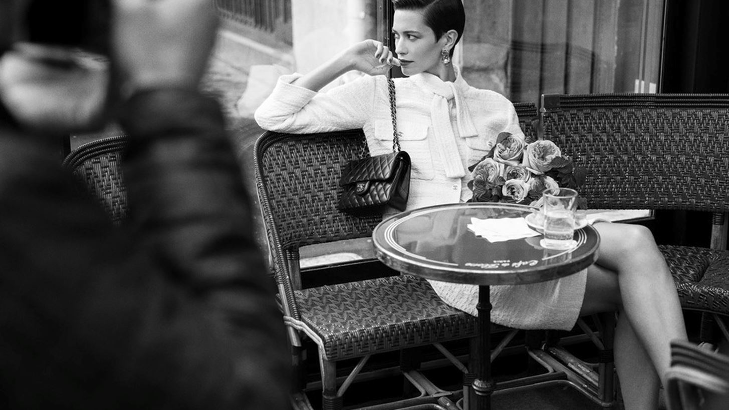 Chanel | &#x394;&#x3B5;&#x3C2; &#x3C4;&#x3B7; &#x3BD;&#x3AD;&#x3B1; &#x3BA;&#x3B1;&#x3BC;&#x3C0;&#x3AC;&#x3BD;&#x3B9;&#x3B1; &#x3B3;&#x3B9;&#x3B1; &#x3C4;&#x3B7;&#x3BD; &#x3C0;&#x3B9;&#x3BF; iconic &#x3B1;&#x3C0;&#x3CC; &#x3C4;&#x3B9;&#x3C2; &#x3C4;&#x3C3;&#x3AC;&#x3BD;&#x3C4;&#x3B5;&#x3C2; &#x3C4;&#x3B7;&#x3C2;