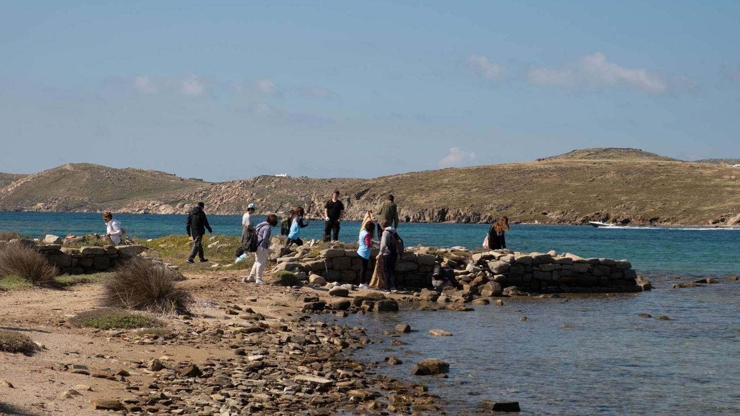 &#x397; Nautica &#x3C3;&#x3C4;&#x3BF; &#x3C0;&#x3BB;&#x3B5;&#x3C5;&#x3C1;&#x3CC; &#x3C4;&#x3B7;&#x3C2; All For Blue-&#x39A;&#x3B1;&#x3B8;&#x3B1;&#x3C1;&#x3B9;&#x3C3;&#x3BC;&#x3CC;&#x3C2; &#x3C3;&#x3C4;&#x3B7; &#x394;&#x3AE;&#x3BB;&#x3BF; &#x3C3;&#x3C4;&#x3BF; &#x3C0;&#x3BB;&#x3B1;&#x3AF;&#x3C3;&#x3B9;&#x3BF; &#x3C4;&#x3B7;&#x3C2; &#x3C0;&#x3C1;&#x3C9;&#x3C4;&#x3BF;&#x3B2;&#x3BF;&#x3C5;&#x3BB;&#x3AF;&#x3B1;&#x3C2; &quot;Keep Mykonos Bue&quot;