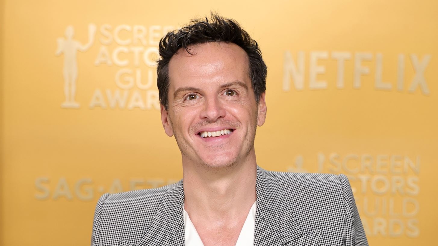 Andrew Scott | &#x397; &#x3B1;&#x3C0;&#x3BF;&#x3BA;&#x3AC;&#x3BB;&#x3C5;&#x3C8;&#x3B7; &#x3B3;&#x3B9;&#x3B1; &#x3C4;&#x3B7;&#x3BD; &#x3B5;&#x3C0;&#x3B5;&#x3AF;&#x3B3;&#x3BF;&#x3C5;&#x3C3;&#x3B1; &#x3BC;&#x3B5;&#x3C4;&#x3B1;&#x3C6;&#x3BF;&#x3C1;&#x3AC; &#x3C4;&#x3BF;&#x3C5; &#x3C3;&#x3C4;&#x3BF; &#x3BD;&#x3BF;&#x3C3;&#x3BF;&#x3BA;&#x3BF;&#x3BC;&#x3B5;&#x3AF;&#x3BF; &#x3BA;&#x3B1;&#x3C4;&#x3AC; &#x3C4;&#x3B7; &#x3B4;&#x3B9;&#x3AC;&#x3C1;&#x3BA;&#x3B5;&#x3B9;&#x3B1; &#x3C4;&#x3C9;&#x3BD; SAG Awards