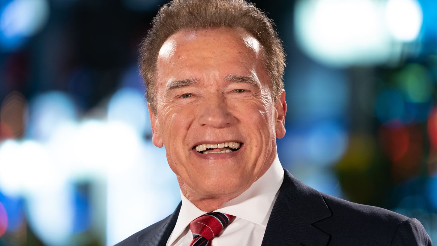 Arnold Schwarzenegger | &#x395;&#x3BD;&#x3B5;&#x3C0;&#x3BB;&#x3AC;&#x3BA;&#x3B7; &#x3C3;&#x3B5; &#x3C4;&#x3C1;&#x3BF;&#x3C7;&#x3B1;&#x3AF;&#x3BF; &#x3B1;&#x3C4;&#x3CD;&#x3C7;&#x3B7;&#x3BC;&#x3B1; &#x3C3;&#x3C4;&#x3BF; &#x39B;&#x3BF;&#x3C2; &#x386;&#x3BD;&#x3C4;&#x3B6;&#x3B5;&#x3BB;&#x3B5;&#x3C2;