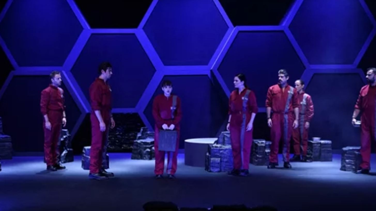 &#x3A0;&#x3C1;&#x3CE;&#x3C4;&#x3B5;&#x3C2; &#x3C6;&#x3C9;&#x3C4;&#x3BF;&#x3B3;&#x3C1;&#x3B1;&#x3C6;&#x3AF;&#x3B5;&#x3C2; &#x3BA;&#x3B1;&#x3B9; trailer &#x3B1;&#x3C0;&#x3CC; &#x3C4;&#x3B7; &#x3BD;&#x3AD;&#x3B1; &#x3C0;&#x3B1;&#x3C1;&#x3AC;&#x3C3;&#x3C4;&#x3B1;&#x3C3;&#x3B7; &#x3C4;&#x3BF;&#x3C5; &#x393;&#x3B9;&#x3CE;&#x3C1;&#x3B3;&#x3BF;&#x3C5; &#x39A;&#x3B1;&#x3C0;&#x3BF;&#x3C5;&#x3C4;&#x3B6;&#x3AF;&#x3B4;&#x3B7;