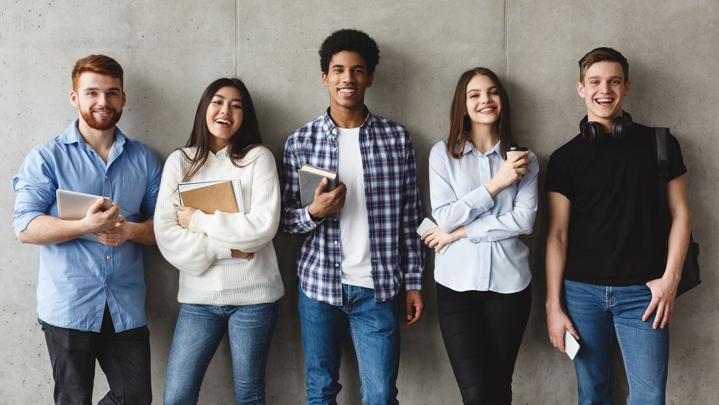 &quot;&#x39F;&#x3B9; &#x3B3;&#x3B9;&#x3BF;&#x3B9; &#x3BC;&#x3BF;&#x3C5; &#x3AD;&#x3C7;&#x3BF;&#x3C5;&#x3BD; &#x3C0;&#x3AC;&#x3BD;&#x3C4;&#x3B1; &#x3C3;&#x3B5;&#x3C1;&#x3B2;&#x3B9;&#x3AD;&#x3C4;&#x3B5;&#x3C2; &#x3C3;&#x3C4;&#x3B7; &#x3C3;&#x3AC;&#x3BA;&#x3B1; &#x3C4;&#x3BF;&#x3C5;&#x3C2; &#x3B3;&#x3B9;&#x3B1;&#x3C4;&#x3AF; &#x3B1;&#x3C5;&#x3C4;&#x3CC; &#x3B8;&#x3B1; &#x3C4;&#x3BF;&#x3C5;&#x3C2; &#x3BA;&#x3AC;&#x3BD;&#x3B5;&#x3B9; &#x3BA;&#x3B1;&#x3BB;&#x3CD;&#x3C4;&#x3B5;&#x3C1;&#x3BF;&#x3C5;&#x3C2; &#x3AC;&#x3BD;&#x3C4;&#x3C1;&#x3B5;&#x3C2;&quot;