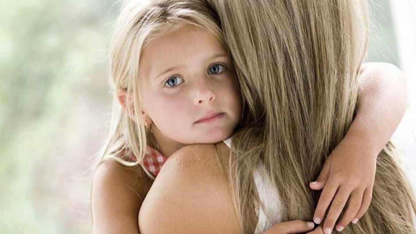 &#x394;&#x3C5;&#x3BF; &#x3BB;&#x3CC;&#x3B3;&#x3B9;&#x3B1; &#x3C3;&#x3C4;&#x3BF;&#x3BD; &#x3B3;&#x3BF;&#x3BD;&#x3B9;&#x3CC; &#x3C0;&#x3BF;&#x3C5; &#x3C0;&#x3B9;&#x3C3;&#x3C4;&#x3B5;&#x3CD;&#x3B5;&#x3B9; &#x3C3;&#x3C4;&#x3BF; &quot;peaceful parenting&quot;, &#x3B1;&#x3BB;&#x3BB;&#x3AC; &#x3B4;&#x3C5;&#x3C3;&#x3BA;&#x3BF;&#x3BB;&#x3B5;&#x3CD;&#x3B5;&#x3C4;&#x3B1;&#x3B9; &#x3BD;&#x3B1; &#x3C4;&#x3BF; &#x3B5;&#x3C6;&#x3B1;&#x3C1;&#x3BC;&#x3CC;&#x3C3;&#x3B5;&#x3B9;