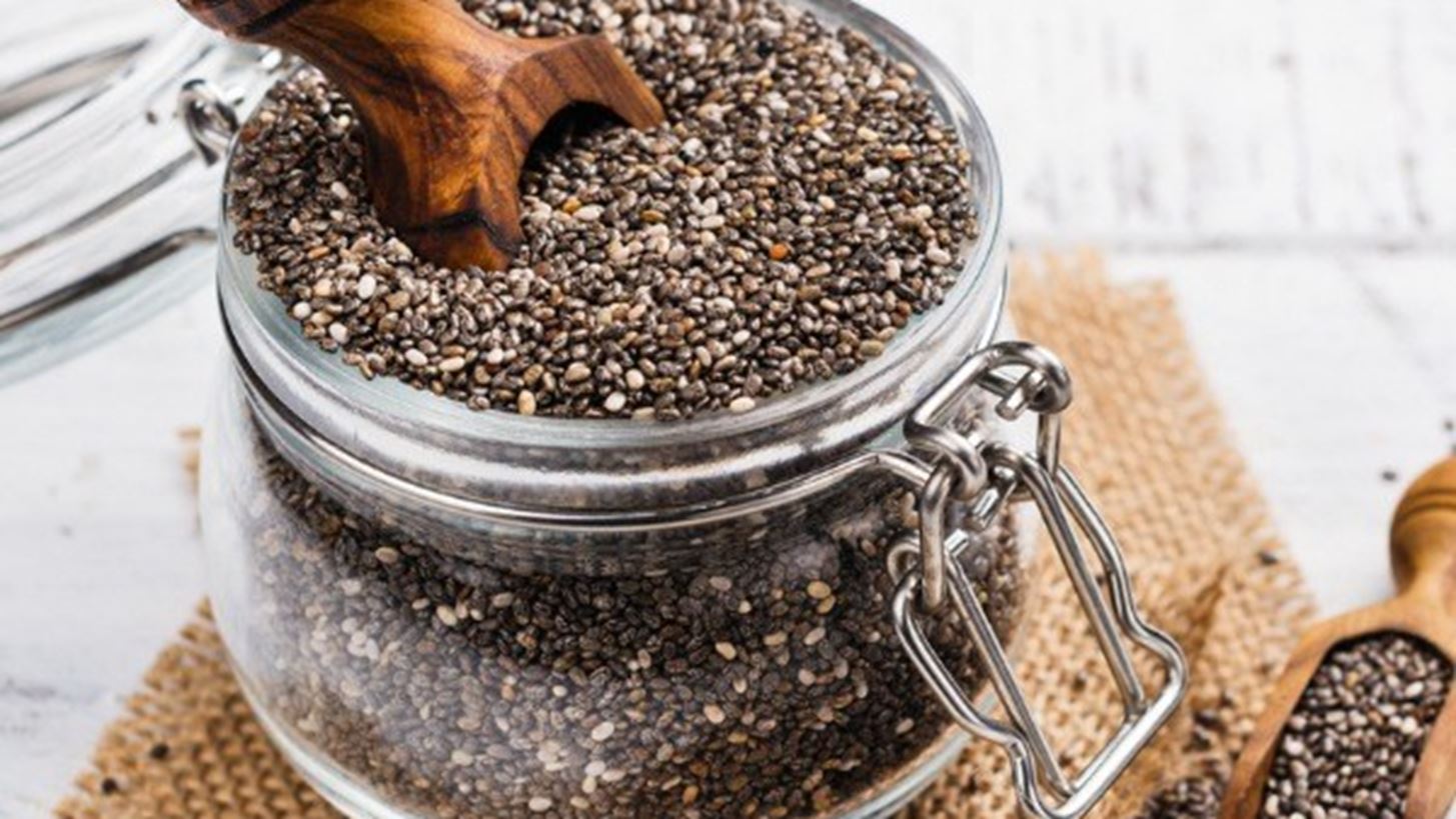 Σπόροι Chia, λιναριού, κάνναβης, κολοκύθας, παπαρούνας: Ποιος είναι ο καλύτερος;