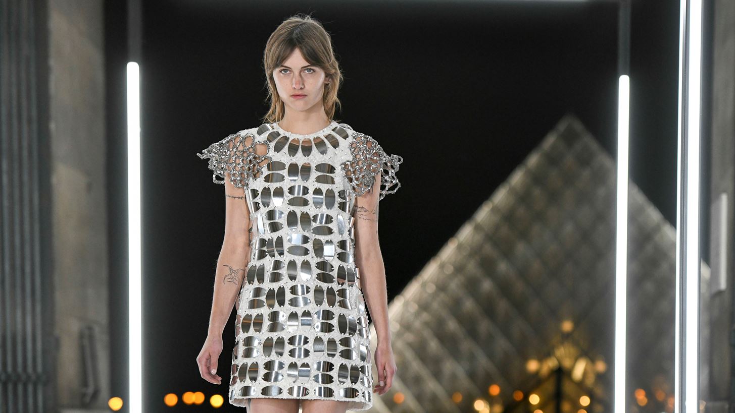 T&#x3BF; &#x3C0;&#x3B9;&#x3BF; &#x3BF;&#x3BB;&#x3BF;&#x3BA;&#x3BB;&#x3B7;&#x3C1;&#x3C9;&#x3BC;&#x3AD;&#x3BD;&#x3BF; &#x3BA;&#x3B1;&#x3B9; &#x3C0;&#x3B9;&#x3C3;&#x3C4;&#x3BF;&#x3C0;&#x3BF;&#x3B9;&#x3B7;&#x3BC;&#x3AD;&#x3BD;&#x3BF; &#x3C0;&#x3C1;&#x3CC;&#x3B3;&#x3C1;&#x3B1;&#x3BC;&#x3BC;&#x3B1; &#x3B3;&#x3B9;&#x3B1; &#x3C4;&#x3BF; Fashion Management &#x3AD;&#x3C1;&#x3C7;&#x3B5;&#x3C4;&#x3B1;&#x3B9; &#x3C4;&#x3BF;&#x3BD; &#x39F;&#x3BA;&#x3C4;&#x3CE;&#x3B2;&#x3C1;&#x3B9;&#x3BF;