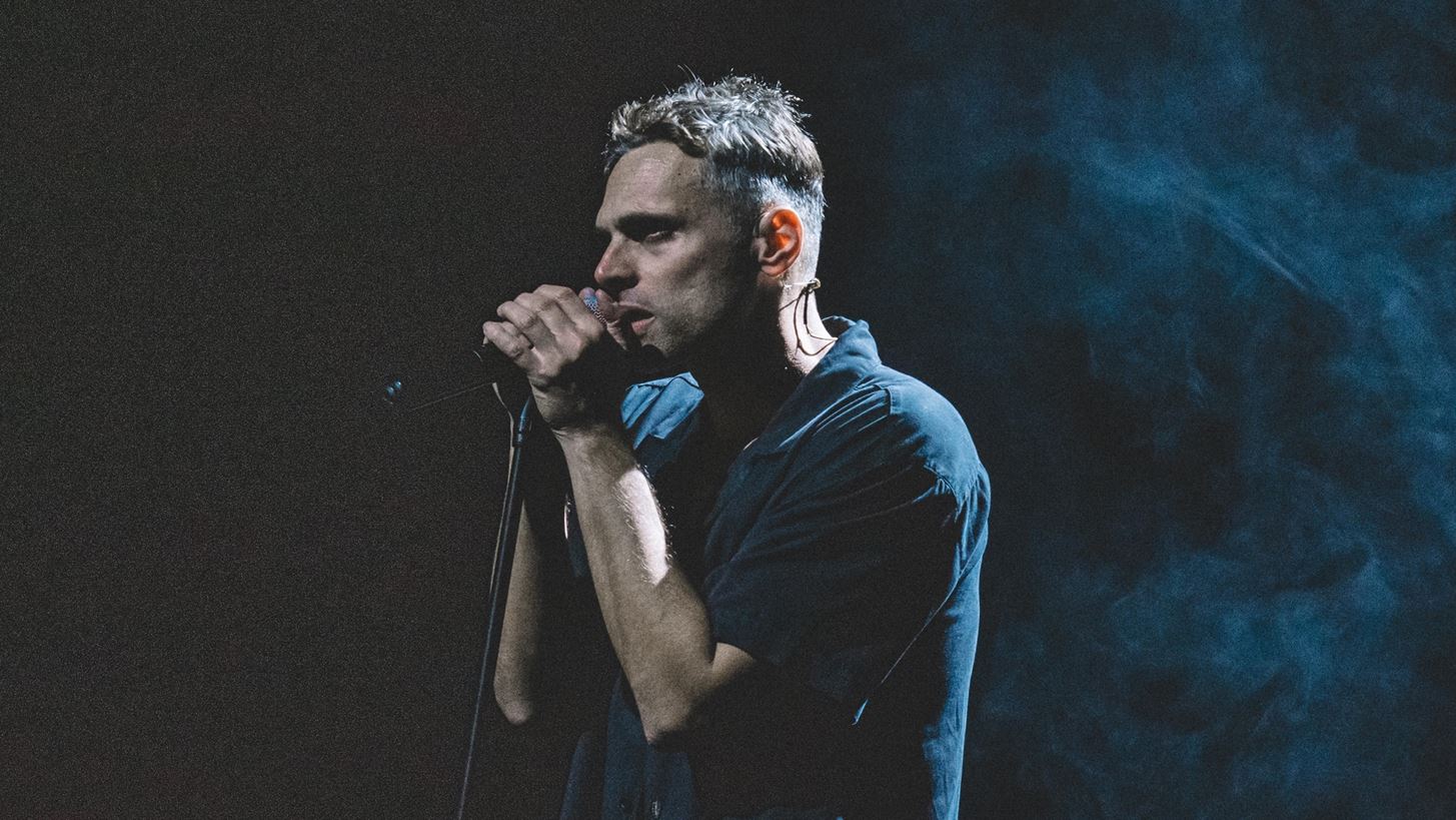 Θεατρικά Νέα | Ο Γιώργος Παπαγεωργίου σκηνοθετεί και πρωταγωνιστεί στο "1984" του George Orwell