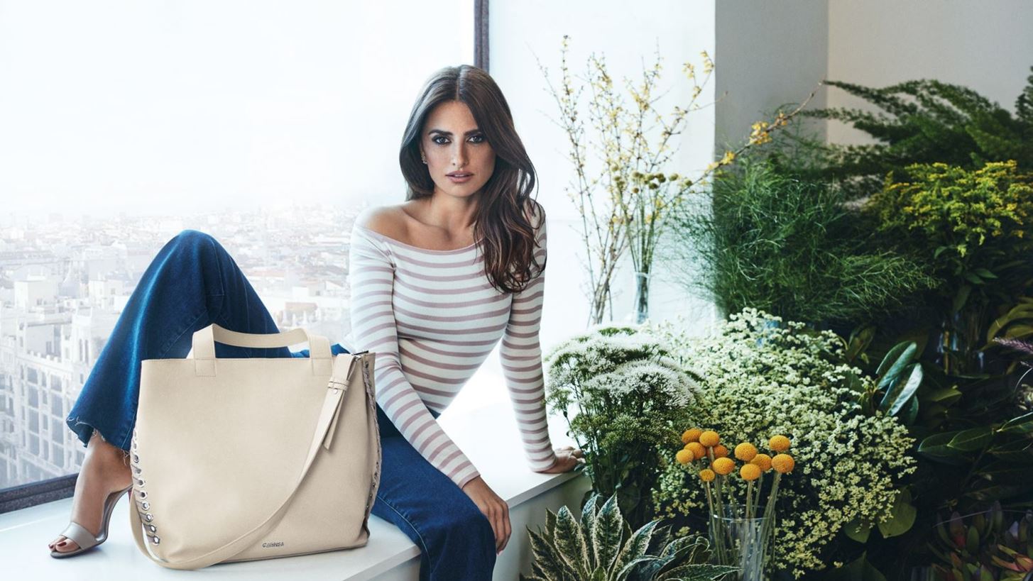 &#x397; Carpisa &#x3AD;&#x3C7;&#x3B5;&#x3B9; &#x3BA;&#x3AC;&#x3B8;&#x3B5; &#x3C4;&#x3C3;&#x3AC;&#x3BD;&#x3C4;&#x3B1; &#x3C0;&#x3BF;&#x3C5; &#x3C7;&#x3C1;&#x3B5;&#x3B9;&#x3AC;&#x3B6;&#x3B5;&#x3C3;&#x3B1;&#x3B9; &#x3B3;&#x3B9;&#x3B1; &#x3C4;&#x3B7; &#x3BD;&#x3AD;&#x3B1; &#x3C3;&#x3B5;&#x3B6;&#x3CC;&#x3BD;