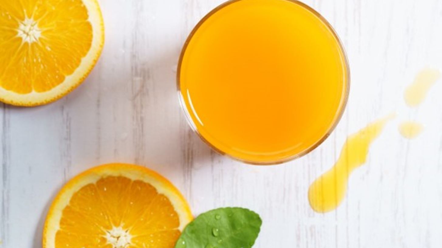 Πότε είναι η ιδανική ώρα για να πιεις τον χυμό πορτοκάλι για μεγαλύτερη απορρόφηση των συστατικών;