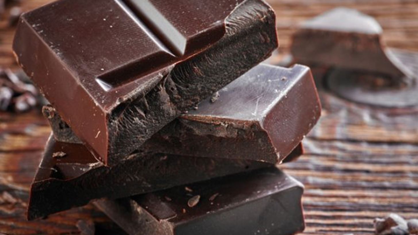 7 υγιεινοί λόγοι για να τρως περισσότερη μαύρη σοκολάτα