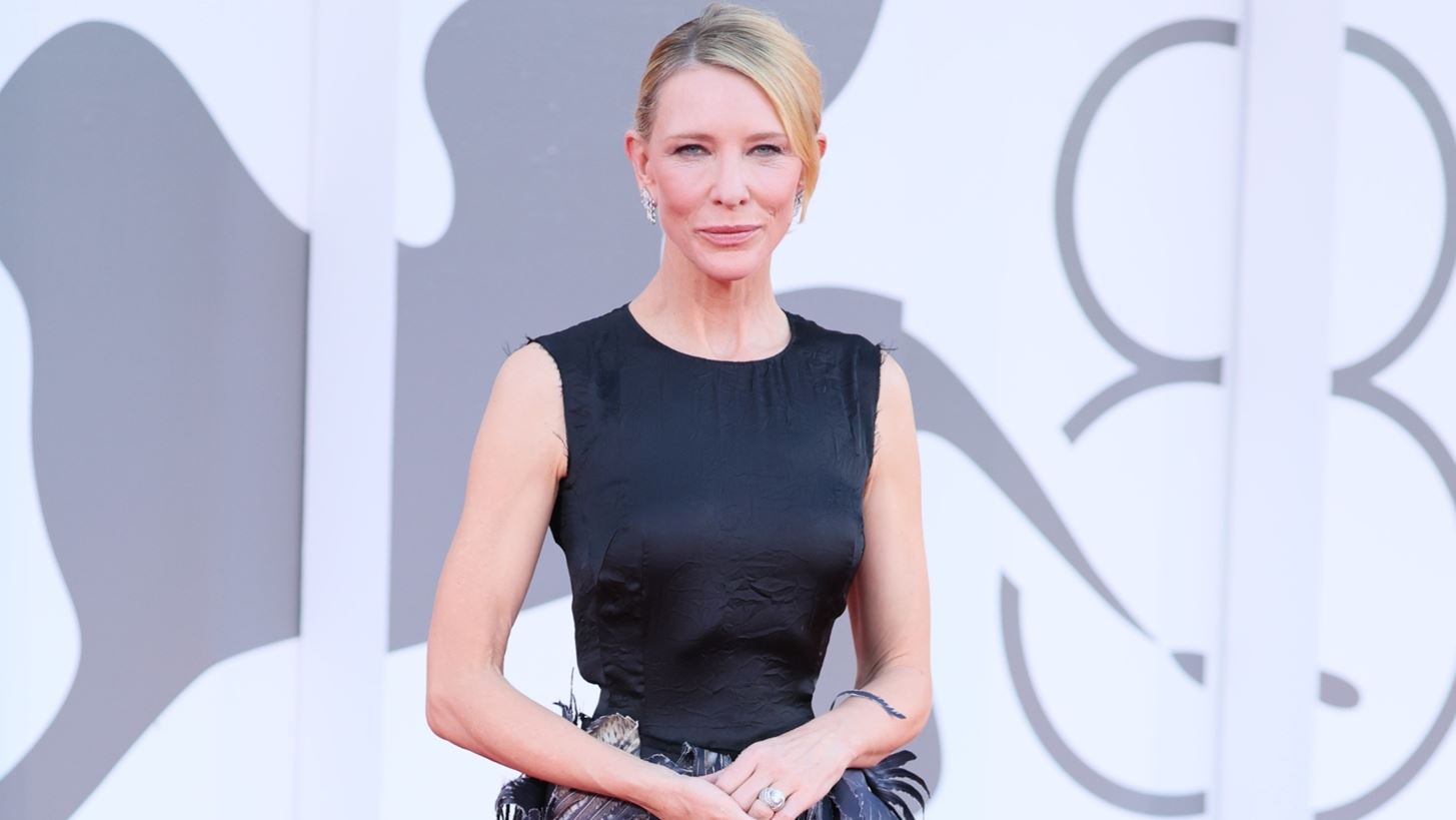 &#x397; Cate Blanchett &#x3C3;&#x3C4;&#x3BF; &#x3C6;&#x3B5;&#x3C3;&#x3C4;&#x3B9;&#x3B2;&#x3AC;&#x3BB; &#x392;&#x3B5;&#x3BD;&#x3B5;&#x3C4;&#x3AF;&#x3B1;&#x3C2; | &#x397; &#x3B7;&#x3B8;&#x3BF;&#x3C0;&#x3BF;&#x3B9;&#x3CC;&#x3C2; &#x3C0;&#x3BF;&#x3C5; &#x3AD;&#x3BC;&#x3B1;&#x3B8;&#x3B5; &#x3C3;&#x3C4;&#x3BF;&#x3BD; &#x3BA;&#x3CC;&#x3C3;&#x3BC;&#x3BF; &#x3C4;&#x3B7;&#x3C2; &#x3BC;&#x3CC;&#x3B4;&#x3B1;&#x3C2; &#x3C4;&#x3B7;&#x3BD; &#x3AD;&#x3BD;&#x3BD;&#x3BF;&#x3B9;&#x3B1; &#x3C4;&#x3B7;&#x3C2; &#x3C3;&#x3C5;&#x3BD;&#x3B5;&#x3AF;&#x3B4;&#x3B7;&#x3C3;&#x3B7;&#x3C2;