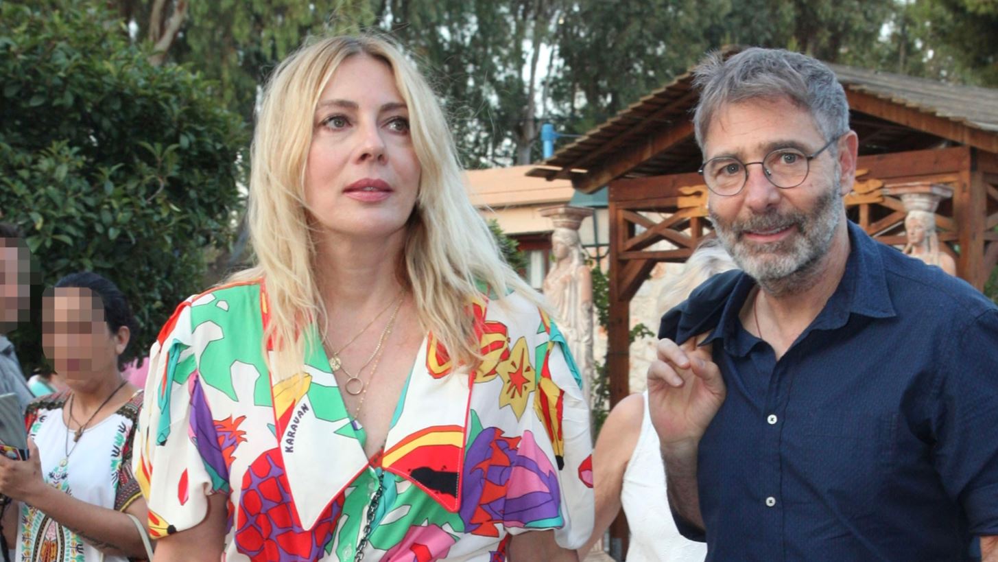 &#x397; &#x3A3;&#x3BC;&#x3B1;&#x3C1;&#x3AC;&#x3B3;&#x3B4;&#x3B1; &#x39A;&#x3B1;&#x3C1;&#x3CD;&#x3B4;&#x3B7; &#x3C6;&#x3CC;&#x3C1;&#x3B5;&#x3C3;&#x3B5; &#x3C4;&#x3BF; &#x3C0;&#x3B9;&#x3BF; cool &#x3B5;&#x3BC;&#x3C0;&#x3C1;&#x3B9;&#x3BC;&#x3AD; &#x3C6;&#x3CC;&#x3C1;&#x3B5;&#x3BC;&#x3B1; &#x3C4;&#x3BF;&#x3C5; &#x3BA;&#x3B1;&#x3BB;&#x3BF;&#x3BA;&#x3B1;&#x3B9;&#x3C1;&#x3B9;&#x3BF;&#x3CD;