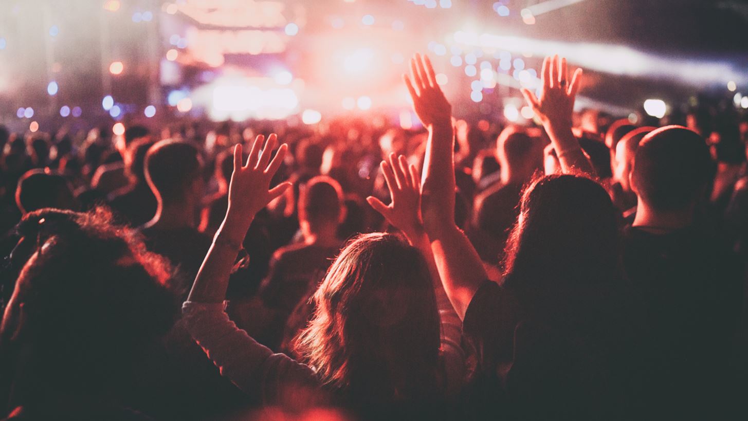 Dance with &#x392;&#x3AF;&#x3BA;&#x3BF;&#x3C2; Cola | &#x39C;&#x3B9;&#x3B1; &#x3BC;&#x3BF;&#x3C5;&#x3C3;&#x3B9;&#x3BA;&#x3AE; &#x3B5;&#x3BC;&#x3C0;&#x3B5;&#x3B9;&#x3C1;&#x3AF;&#x3B1; &#x3B4;&#x3C1;&#x3BF;&#x3C3;&#x3B9;&#x3AC;&#x3C2; &#x3C3;&#x3C4;&#x3B7;&#x3BD; &#x39A;&#x3C1;&#x3AE;&#x3C4;&#x3B7;