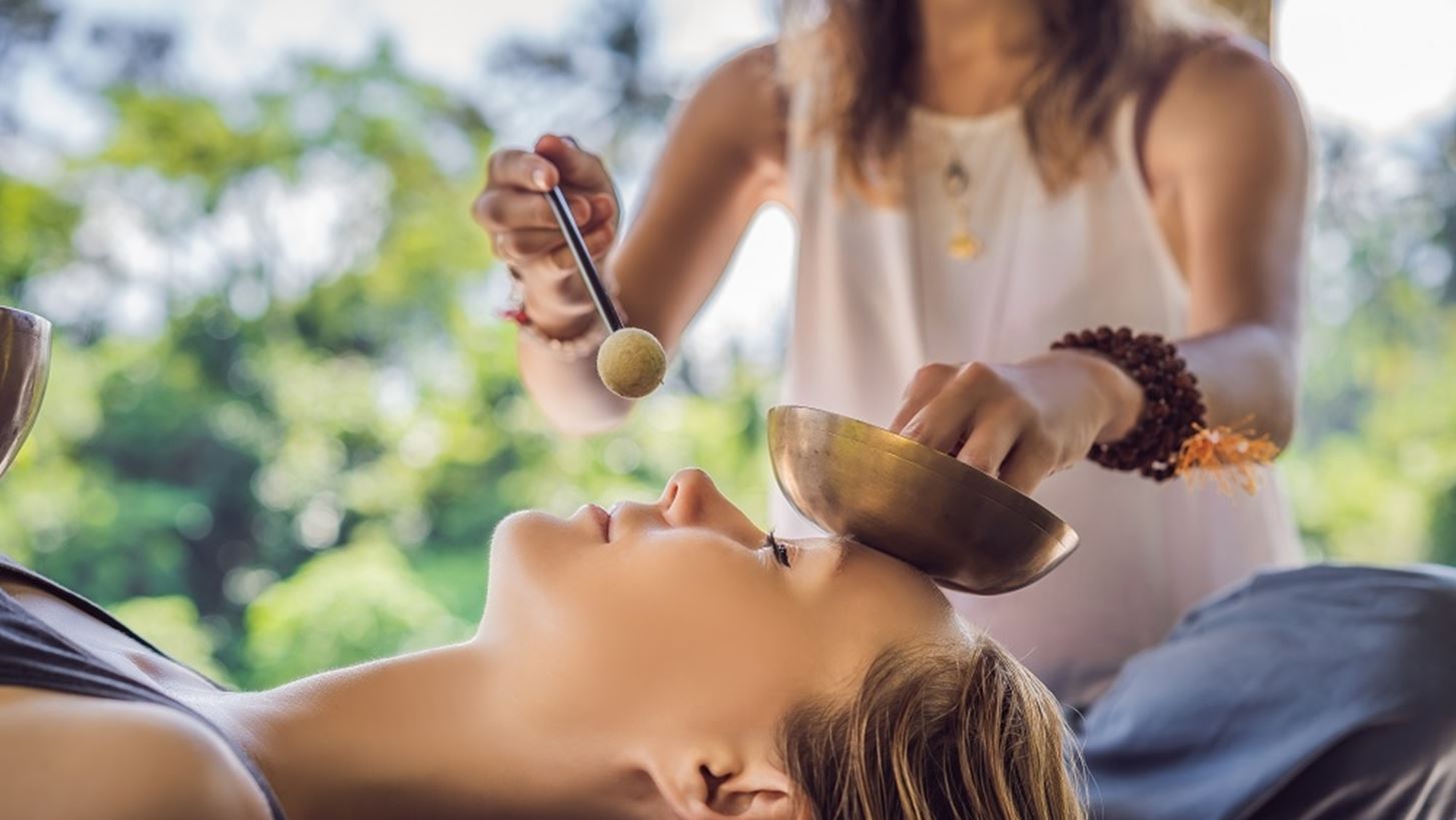 Mindful Weeks | M&#x3BF;&#x3BD;&#x3B1;&#x3B4;&#x3B9;&#x3BA;&#x3AD;&#x3C2; &#x3B5;&#x3BC;&#x3C0;&#x3B5;&#x3B9;&#x3C1;&#x3AF;&#x3B5;&#x3C2; &#x3B5;&#x3BD;&#x3C3;&#x3C5;&#x3BD;&#x3B1;&#x3AF;&#x3C3;&#x3B8;&#x3B7;&#x3C3;&#x3B7;&#x3C2; &#x3BA;&#x3B1;&#x3B9; wellbeing &#x3CC;&#x3BB;&#x3BF; &#x3C4;&#x3BF; &#x3BA;&#x3B1;&#x3BB;&#x3BF;&#x3BA;&#x3B1;&#x3AF;&#x3C1;&#x3B9; &#x3C3;&#x3B5; &#x39C;&#x3CD;&#x3BA;&#x3BF;&#x3BD;&#x3BF; &#x3BA;&#x3B1;&#x3B9; &#x3A7;&#x3B1;&#x3BD;&#x3B9;&#x3AC;