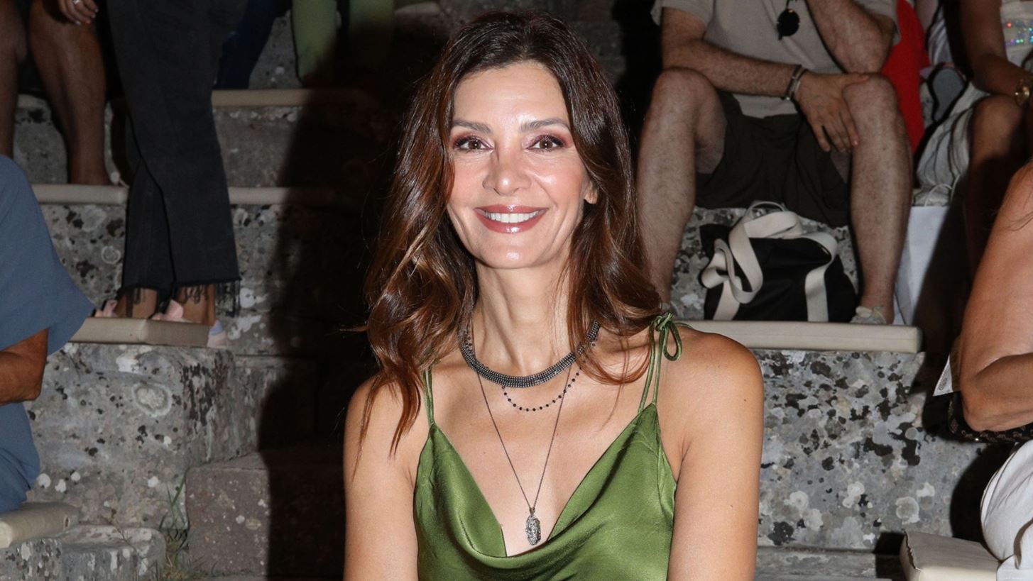 5 Ελληνίδες celebrities άνω των 50 που "αγκαλιάζουν" την ηλικία τους και δείχνουν ομορφότερες από ποτέ