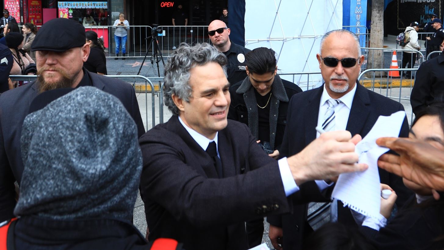 Mark Ruffalo | &#x3A0;&#x3CC;&#x3C3;&#x3B1; &#x3B1;&#x3C3;&#x3C4;&#x3AD;&#x3C1;&#x3B9;&#x3B1; &#x3BC;&#x3B5;&#x3C4;&#x3AC; &#x3B1;&#x3C0;&#x3AD;&#x3BA;&#x3C4;&#x3B7;&#x3C3;&#x3B5; &#x3C4;&#x3BF; &#x3B4;&#x3B9;&#x3BA;&#x3CC; &#x3C4;&#x3BF;&#x3C5; &#x3C3;&#x3C4;&#x3B7; &#x39B;&#x3B5;&#x3C9;&#x3C6;&#x3CC;&#x3C1;&#x3BF; &#x3C4;&#x3B7;&#x3C2; &#x394;&#x3CC;&#x3BE;&#x3B1;&#x3C2;;