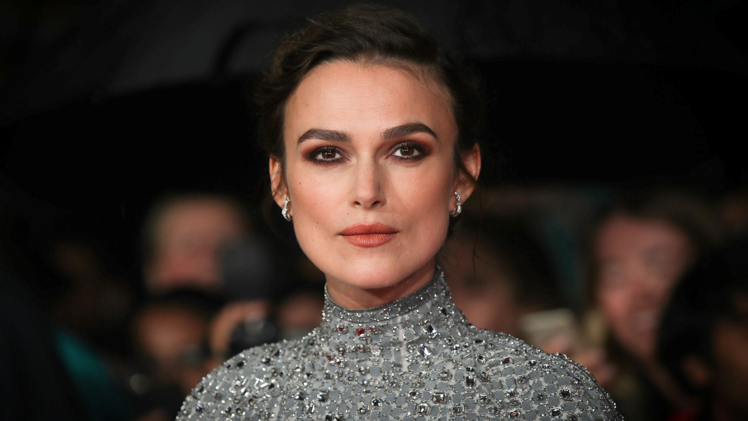 Keira Knightley | &#x397; &#x3B5;&#x3BE;&#x3BF;&#x3BC;&#x3BF;&#x3BB;&#x3CC;&#x3B3;&#x3B7;&#x3C3;&#x3B7; &#x3B3;&#x3B9;&#x3B1; &#x3C4;&#x3BF; &quot;&#x3C4;&#x3C1;&#x3B1;&#x3CD;&#x3BC;&#x3B1;&quot; &#x3C0;&#x3BF;&#x3C5; &#x3B4;&#x3B7;&#x3BC;&#x3B9;&#x3BF;&#x3CD;&#x3C1;&#x3B3;&#x3B7;&#x3C3;&#x3B1;&#x3BD; &#x3BC;&#x3AD;&#x3C3;&#x3B1; &#x3C4;&#x3B7;&#x3C2; &#x3BF;&#x3B9; &#x3C6;&#x3AE;&#x3BC;&#x3B5;&#x3C2; &#x3C0;&#x3BF;&#x3C5; &#x3B1;&#x3BA;&#x3BF;&#x3CD;&#x3B3;&#x3BF;&#x3BD;&#x3C4;&#x3B1;&#x3BD; &#x3C3;&#x3C4;&#x3B7;&#x3BD; &#x3B1;&#x3C1;&#x3C7;&#x3AE; &#x3C4;&#x3B7;&#x3C2; &#x3BA;&#x3B1;&#x3C1;&#x3B9;&#x3AD;&#x3C1;&#x3B1;&#x3C2; &#x3C4;&#x3B7;&#x3C2;
