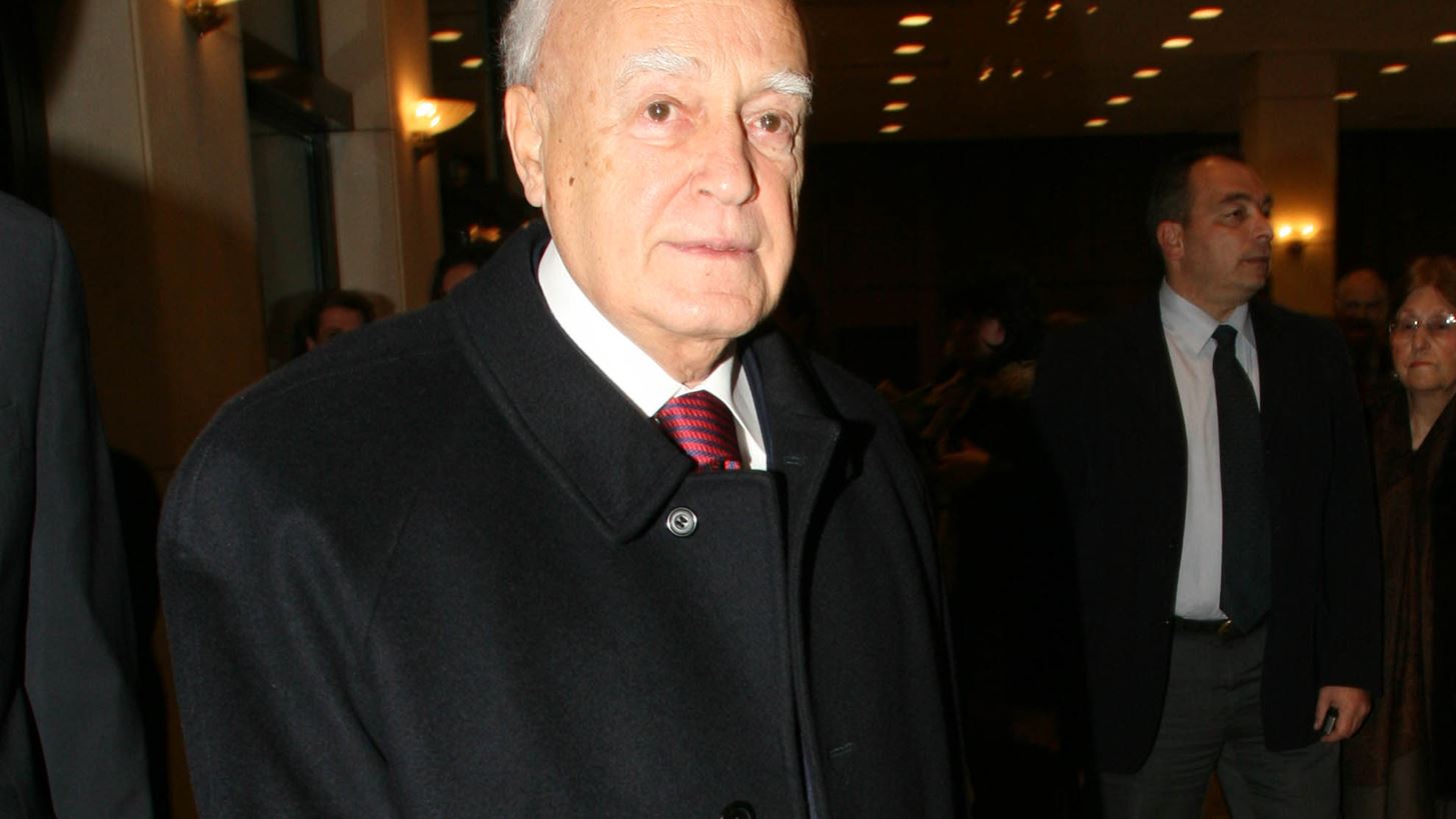 &#x39A;&#x3AC;&#x3C1;&#x3BF;&#x3BB;&#x3BF;&#x3C2; &#x3A0;&#x3B1;&#x3C0;&#x3BF;&#x3CD;&#x3BB;&#x3B9;&#x3B1;&#x3C2; | &#x3A0;&#x3AD;&#x3B8;&#x3B1;&#x3BD;&#x3B5; &#x3BF; &#x3C0;&#x3C1;&#x3CE;&#x3B7;&#x3BD; &#x3A0;&#x3C1;&#x3CC;&#x3B5;&#x3B4;&#x3C1;&#x3BF;&#x3C2; &#x3C4;&#x3B7;&#x3C2; &#x394;&#x3B7;&#x3BC;&#x3BF;&#x3BA;&#x3C1;&#x3B1;&#x3C4;&#x3AF;&#x3B1;&#x3C2;