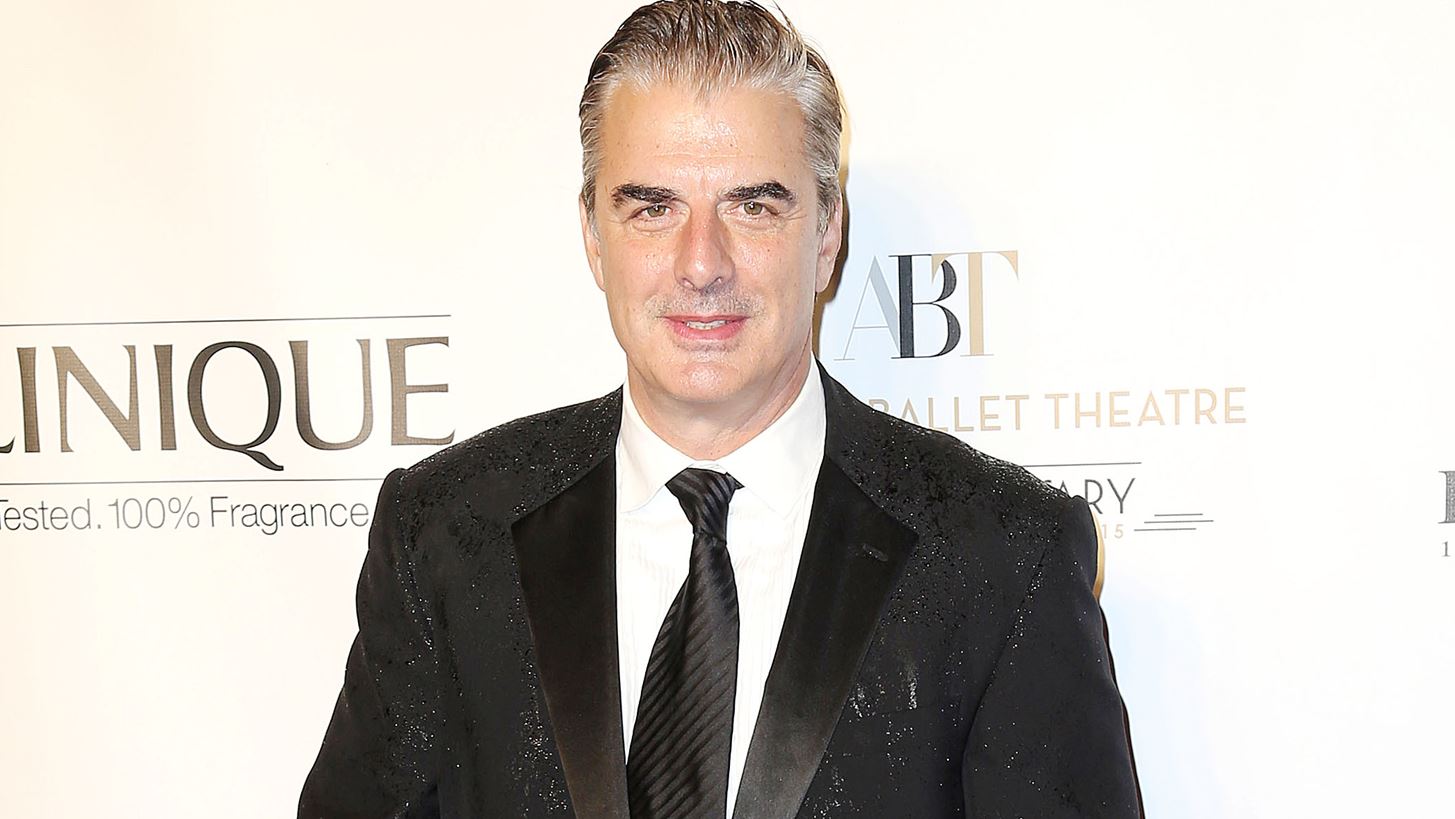 Chris Noth | &#x3A0;&#x3CE;&#x3C2; &#x3C3;&#x3C7;&#x3BF;&#x3BB;&#x3AF;&#x3B1;&#x3C3;&#x3B5; &#x3C4;&#x3B7; &#x3B1;&#x3C0;&#x3BF;&#x3C5;&#x3C3;&#x3AF;&#x3B1; &#x3C4;&#x3B7;&#x3C2; Kim Cattrall &#x3B1;&#x3C0;&#x3CC; &#x3C4;&#x3BF; &#x27;And Just Like That&#x27;