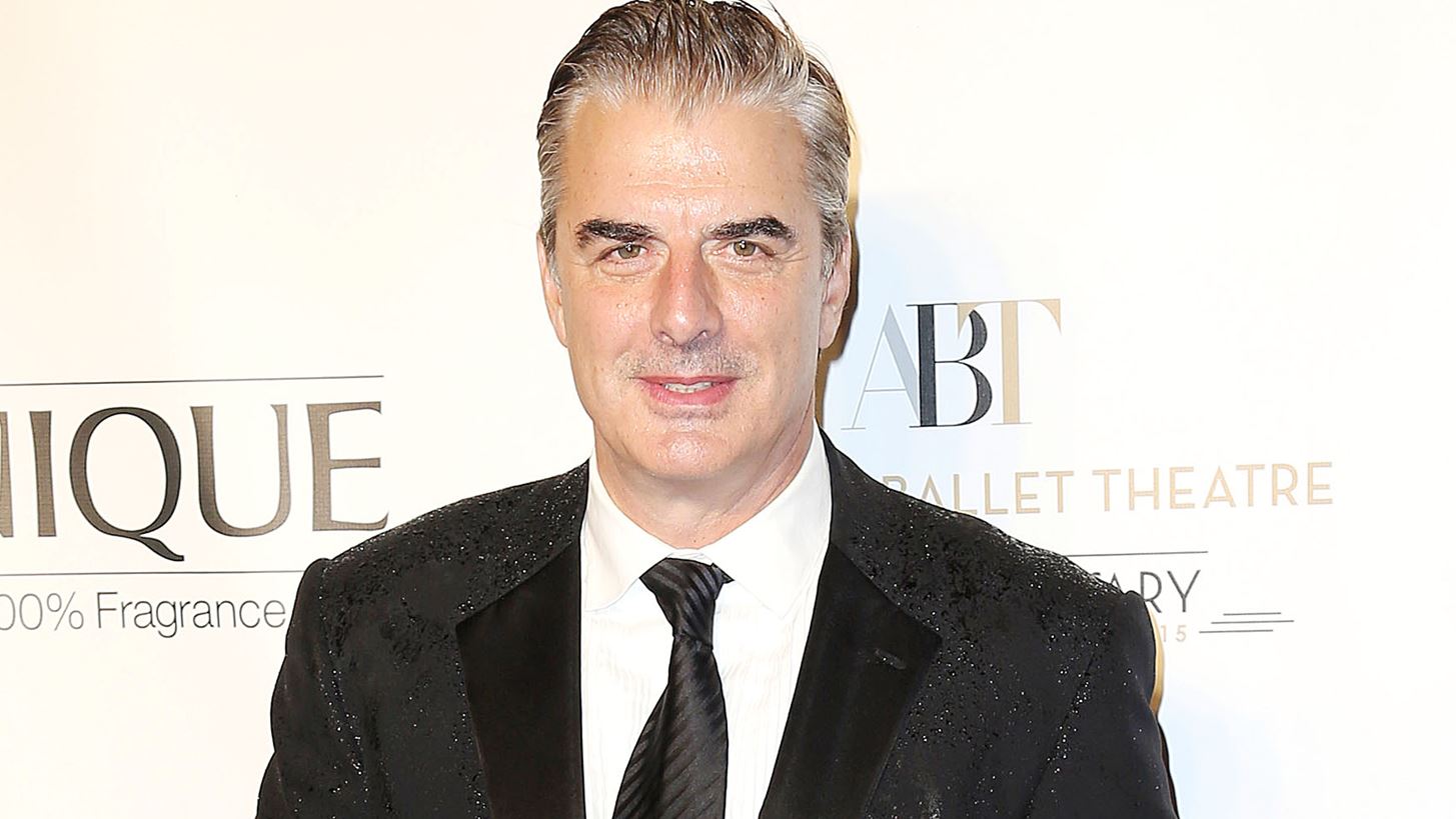 Sex and the City | &#x393;&#x3B9;&#x3B1;&#x3C4;&#x3AF; &#x3BF; Chris Noth &#x3B4;&#x3AF;&#x3C3;&#x3C4;&#x3B1;&#x3B6;&#x3B5; &#x3BD;&#x3B1; &#x3B5;&#x3C0;&#x3B9;&#x3C3;&#x3C4;&#x3C1;&#x3AD;&#x3C8;&#x3B5;&#x3B9; &#x3C3;&#x3C4;&#x3BF; reboot