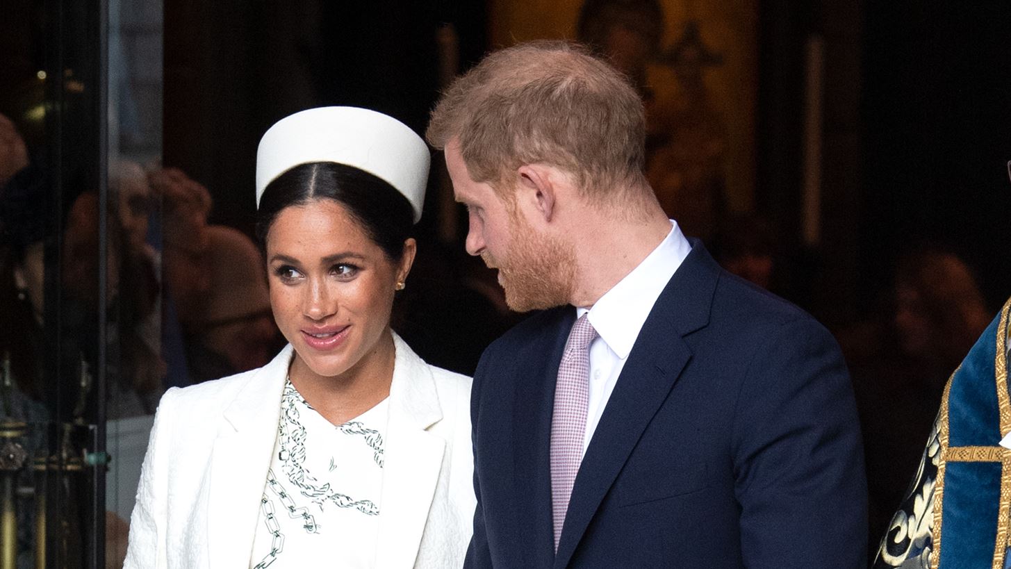 &#x397; &#x3C0;&#x3C1;&#x3CE;&#x3C4;&#x3B7; &#x3B5;&#x3BC;&#x3C6;&#x3AC;&#x3BD;&#x3B9;&#x3C3;&#x3B7; &#x3C4;&#x3B7;&#x3C2; Meghan Markle &#x3C3;&#x3C4;&#x3B7;&#x3BD; &#x391;&#x3B3;&#x3B3;&#x3BB;&#x3AF;&#x3B1; &#x3B3;&#x3B9;&#x3B1; &#x3C4;&#x3BF; &#x3A0;&#x3BB;&#x3B1;&#x3C4;&#x3B9;&#x3BD;&#x3AD;&#x3BD;&#x3B9;&#x3BF; &#x399;&#x3C9;&#x3B2;&#x3B7;&#x3BB;&#x3B1;&#x3AF;&#x3BF; &#x3C4;&#x3B7;&#x3C2; &#x3B2;&#x3B1;&#x3C3;&#x3AF;&#x3BB;&#x3B9;&#x3C3;&#x3C3;&#x3B1;&#x3C2; &#x395;&#x3BB;&#x3B9;&#x3C3;&#x3AC;&#x3B2;&#x3B5;&#x3C4;