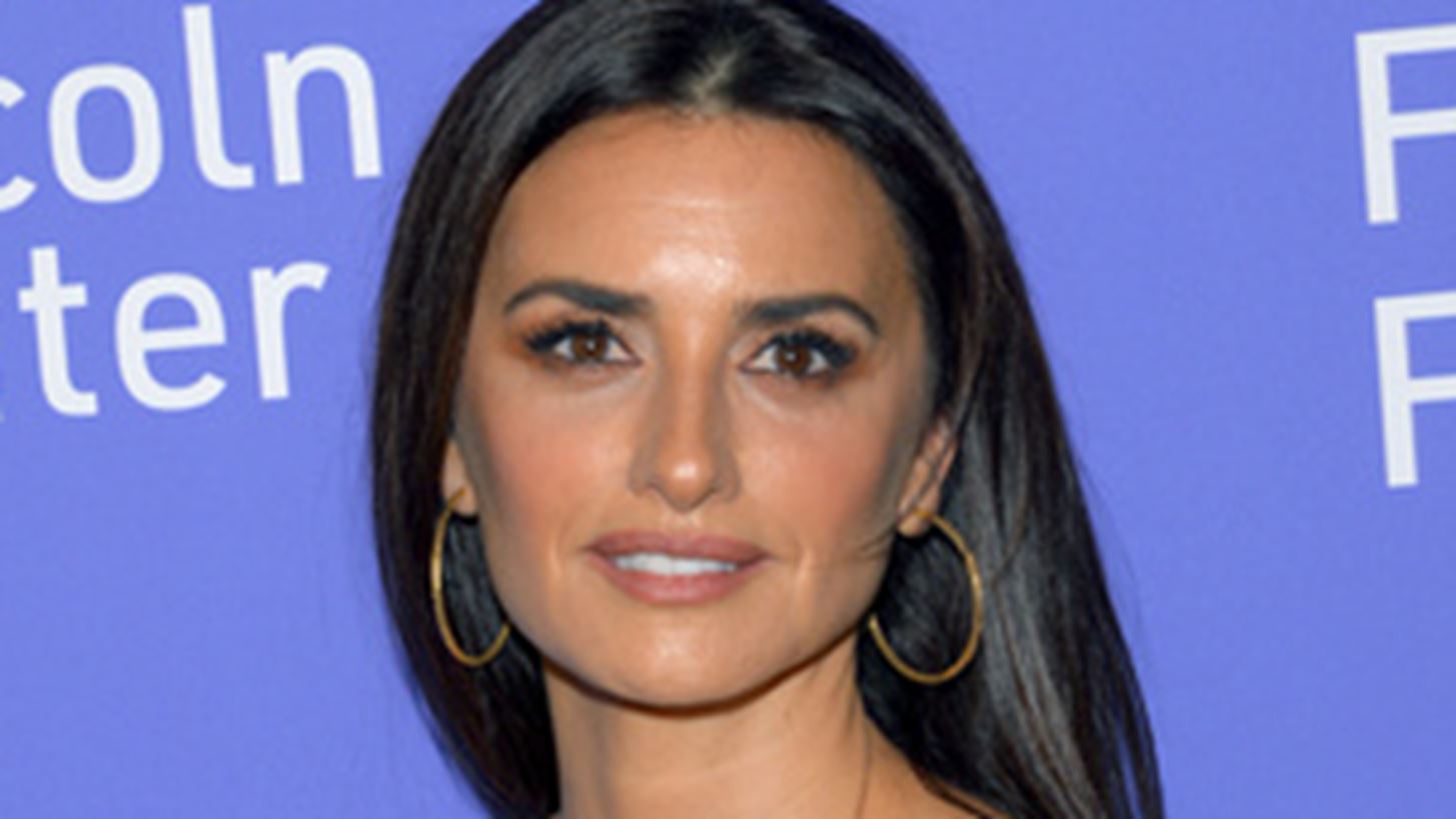 &#x391;&#x3BA;&#x3CC;&#x3BC;&#x3B1; &#x3BA;&#x3B1;&#x3B9; &#x3B7; Penelope Cruz &#x3B4;&#x3B5;&#x3BD; &#x3BC;&#x3C0;&#x3BF;&#x3C1;&#x3B5;&#x3AF; &#x3BD;&#x3B1; &#x3C0;&#x3B9;&#x3C3;&#x3C4;&#x3AD;&#x3C8;&#x3B5;&#x3B9; &#x3CC;&#x3C4;&#x3B9; &#x3BF; Mr. Big &#x3C0;&#x3B5;&#x3B8;&#x3B1;&#x3AF;&#x3BD;&#x3B5;&#x3B9; &#x3C3;&#x3C4;&#x3BF; And Just Like That